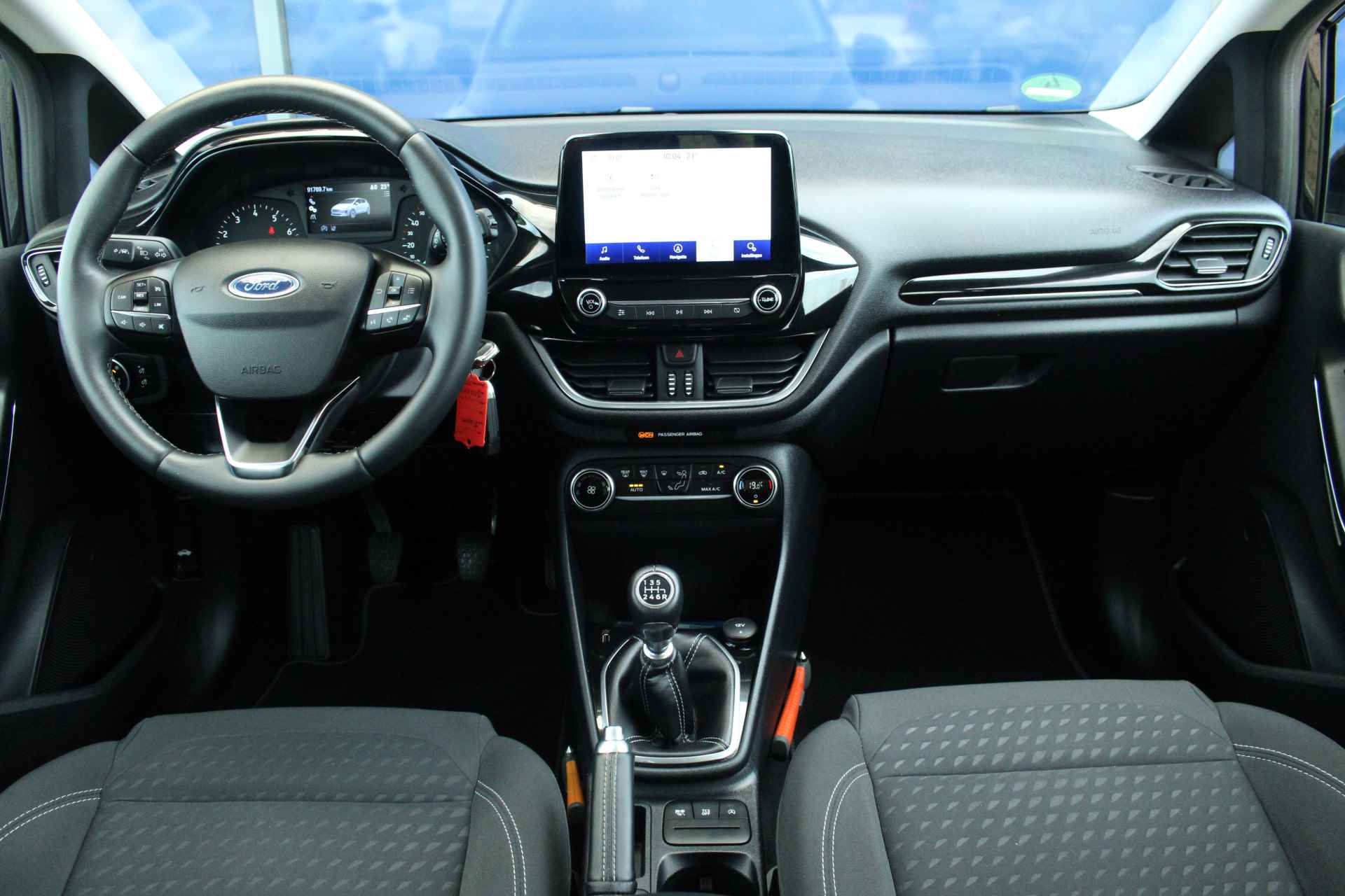 Ford Fiesta 1.0 EcoBoost Titanium | Cruise & Climate C. | Carplay | Navi | Parkeerassistent | LMV | - 3/36