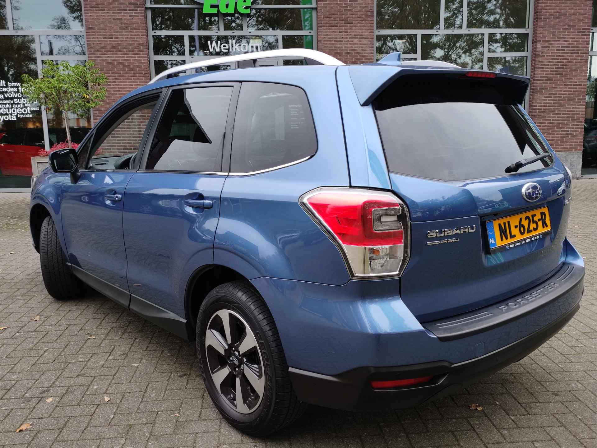 Subaru Forester 2.0 Premium Leder - Panoramadak - Achteruitrijcamera - Dealer OH - NL auto - 6/31