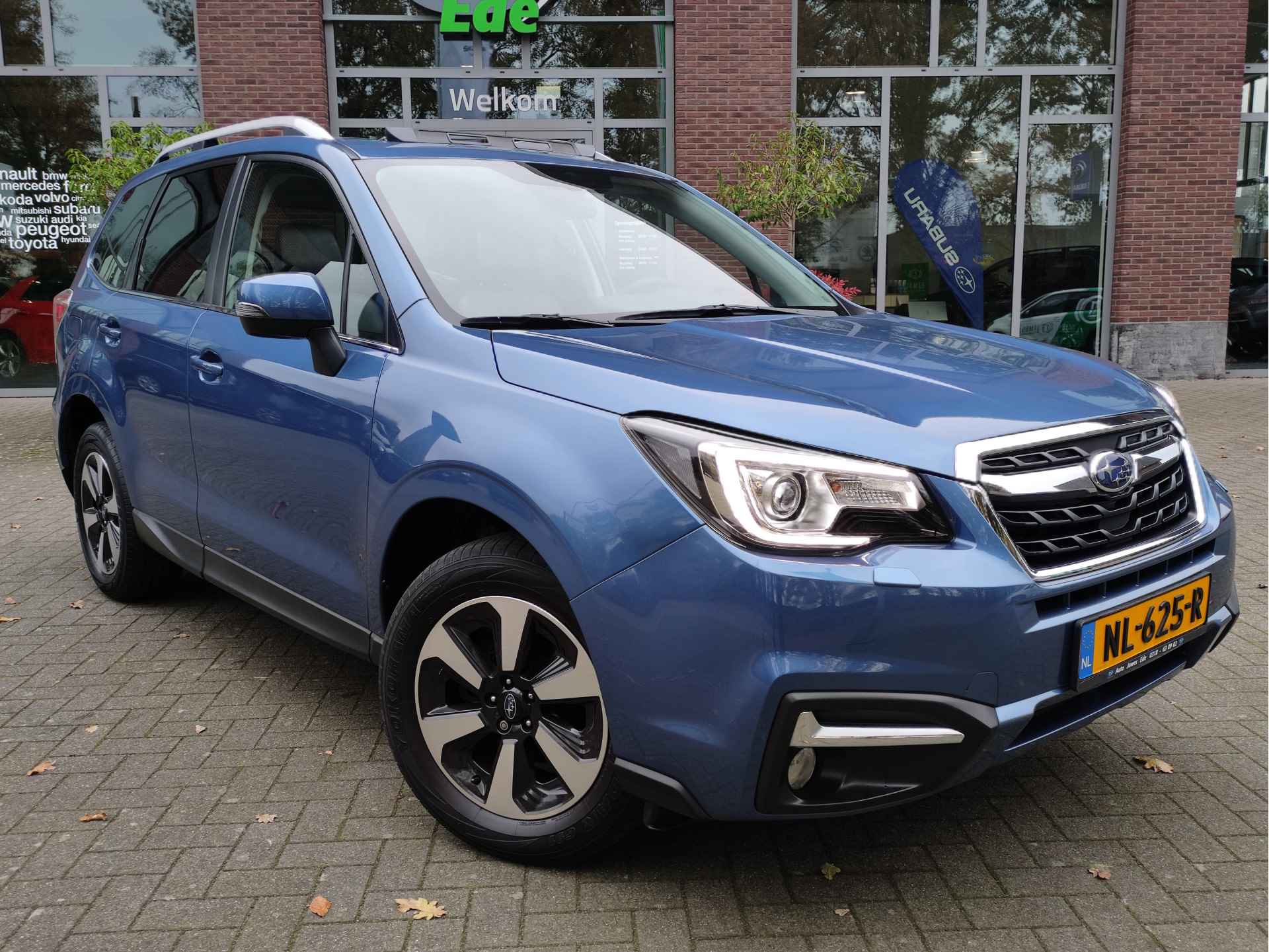 Subaru Forester 2.0 Premium Leder - Panoramadak - Achteruitrijcamera - Dealer OH - NL auto - 10/31