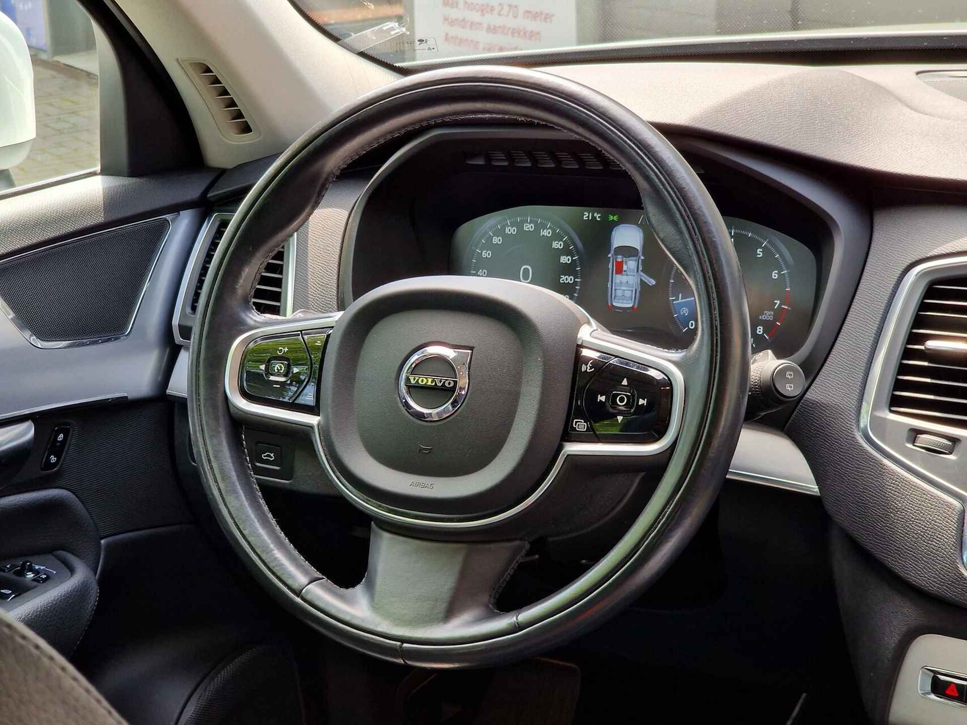 Volvo XC90 2.0 T5 AWD Momentum|7-persoons|Automaat|Leer|Led|19-inch|carplay|Camera| - 7/19