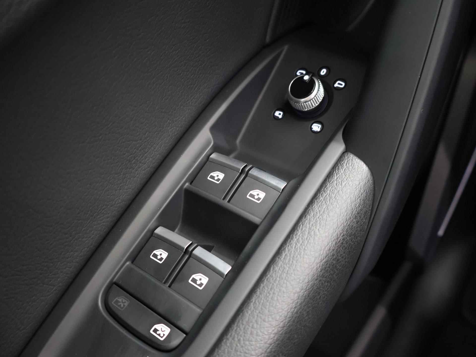 Audi Q5 55 TFSI e S edition | Quattro | 367pk | Matrix LED | Ele. Kofferdeksel | B&O Audio | Panodak | Ele. Stoelen | Digitaal dashboard | Keyless Go | Stoelverwarming | Navigatie | Luchtvering | - 39/50