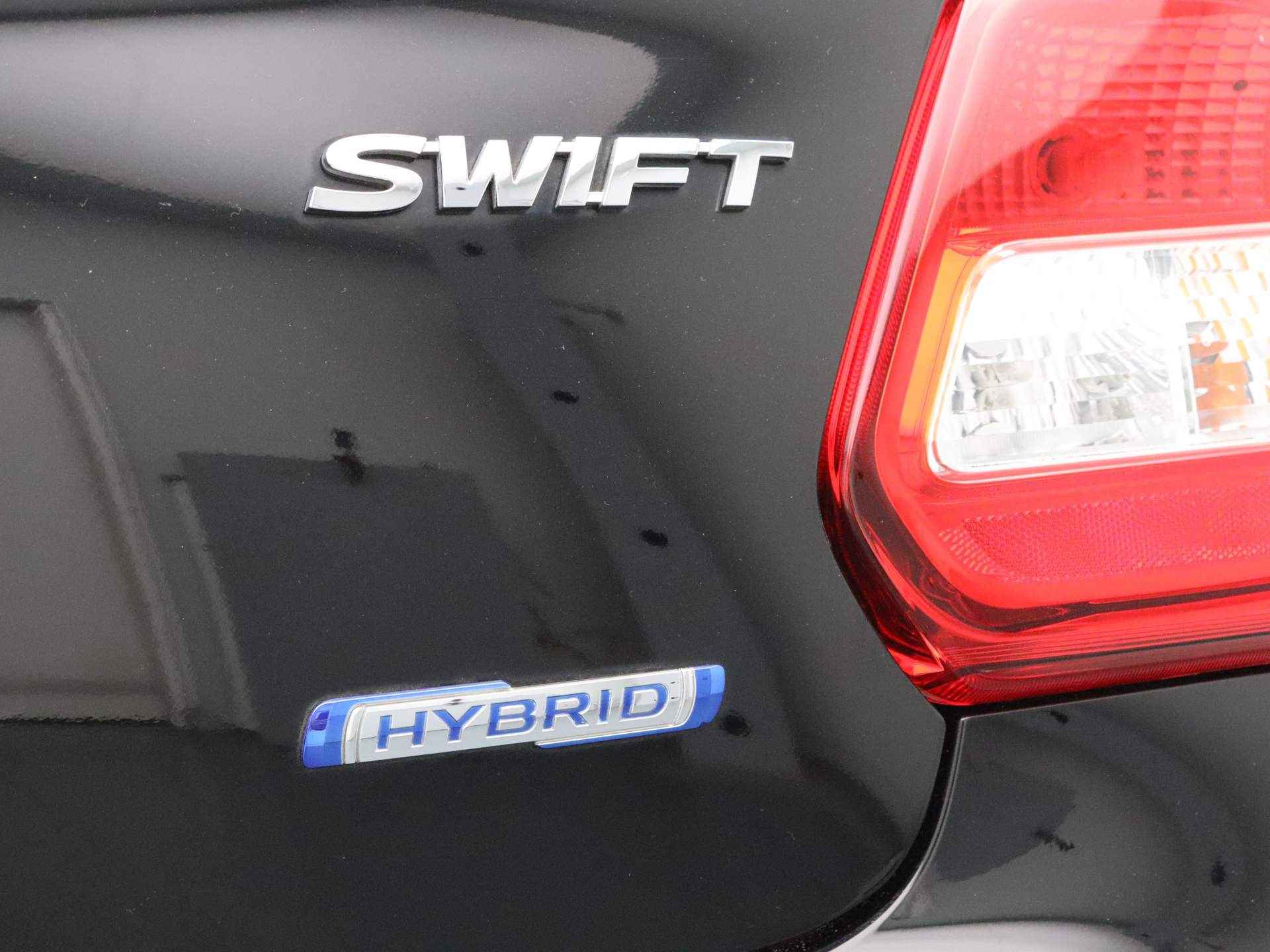 Suzuki Swift 90pk Comfort Smart Hybrid Airco | Bluetooth | Elektr. ramen voor | Radio-cd/mp3 speler - 26/29