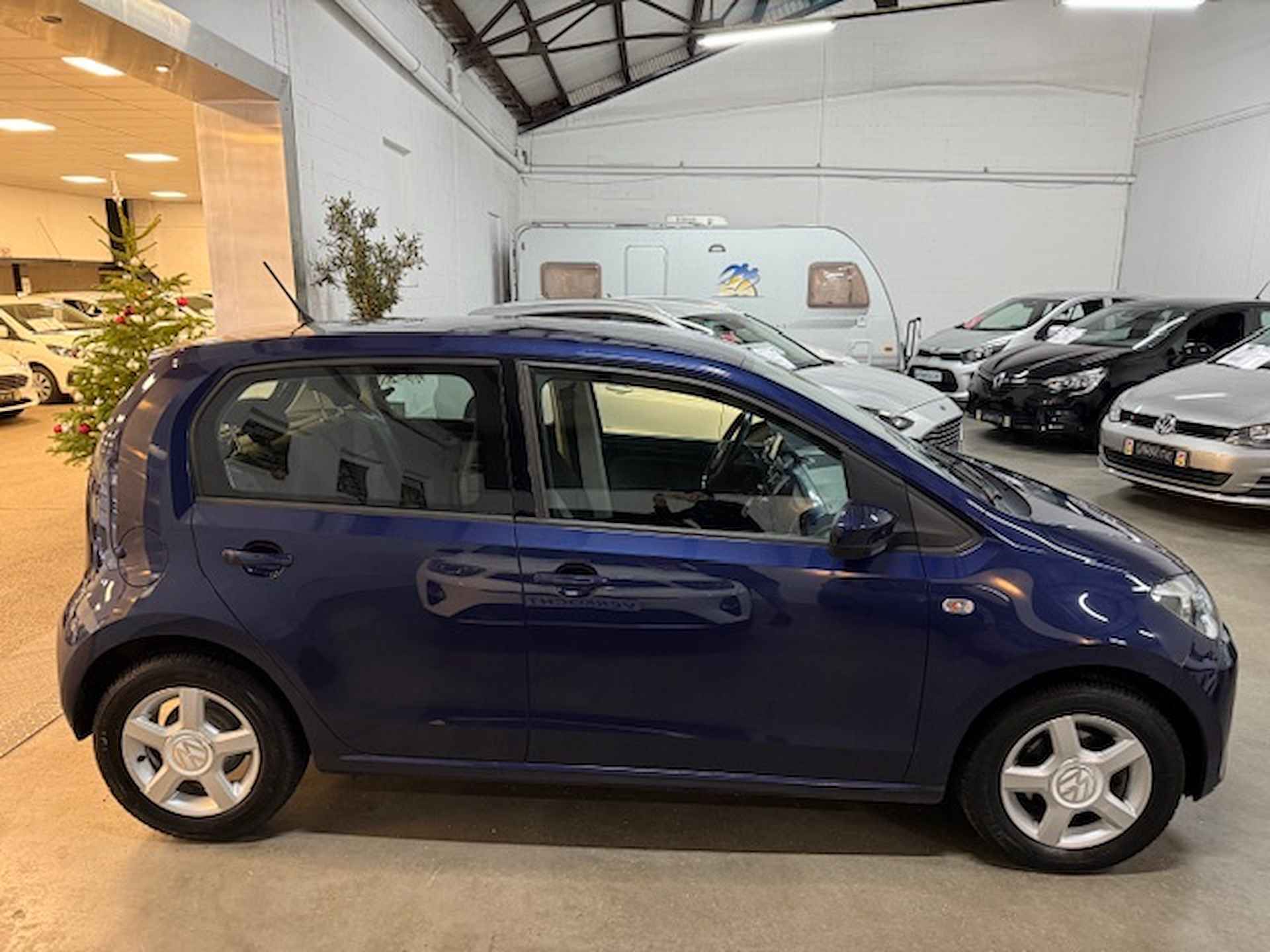 Volkswagen Up! 1.0 high up! BlueM. - 8/12