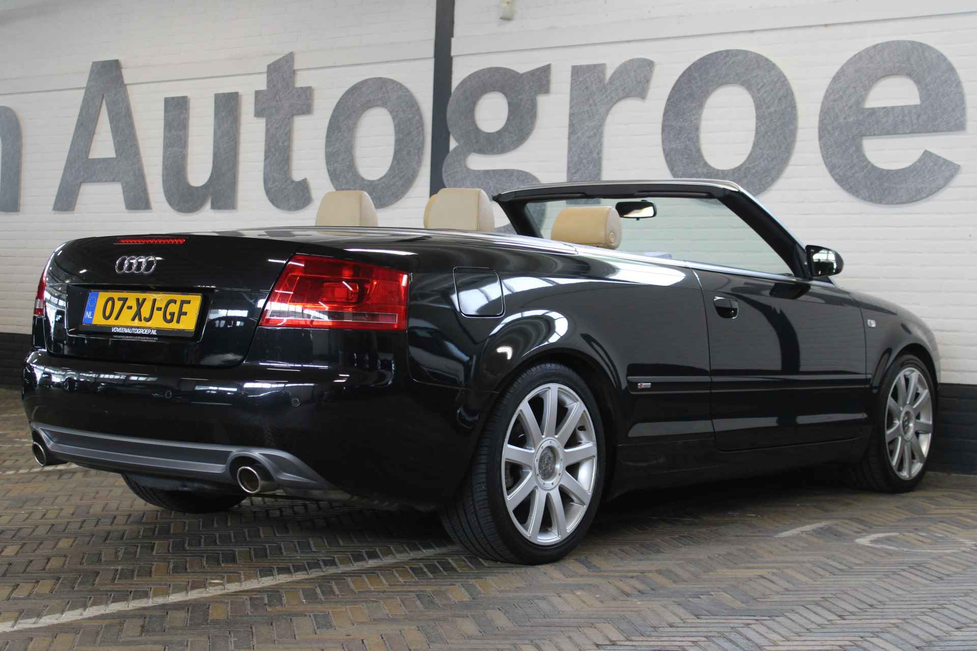 Audi A4 Cabriolet 1.8 Turbo Pro Line | S-line | Cruise control | Climate control | Lederen bekleding | Stoelverwarming | Uitgebreide onderhoudshistorie | - 4/44