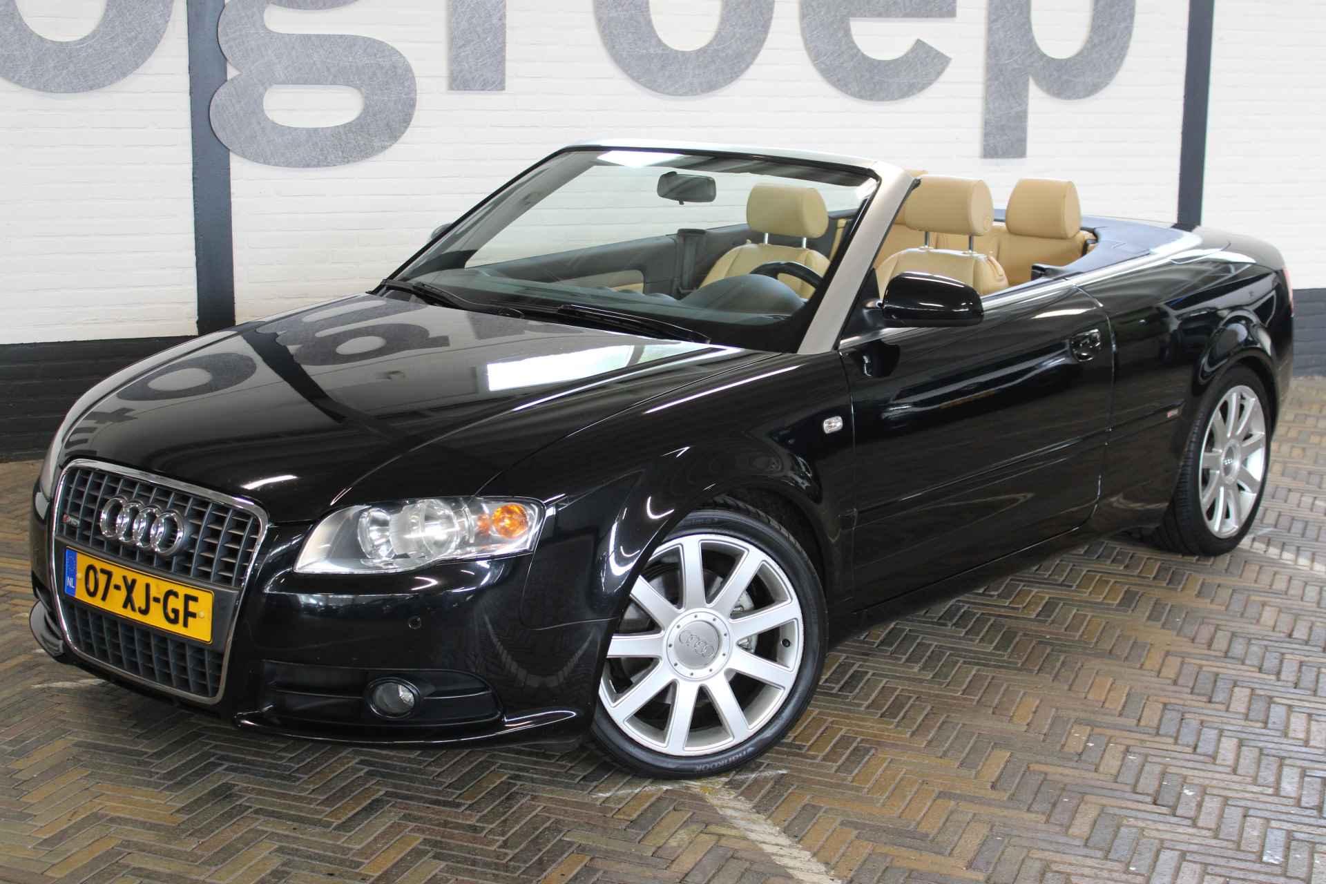 Audi A4 Cabriolet 1.8 Turbo Pro Line | S-line | Cruise control | Climate control | Lederen bekleding | Stoelverwarming | Uitgebreide onderhoudshistorie | - 7/44