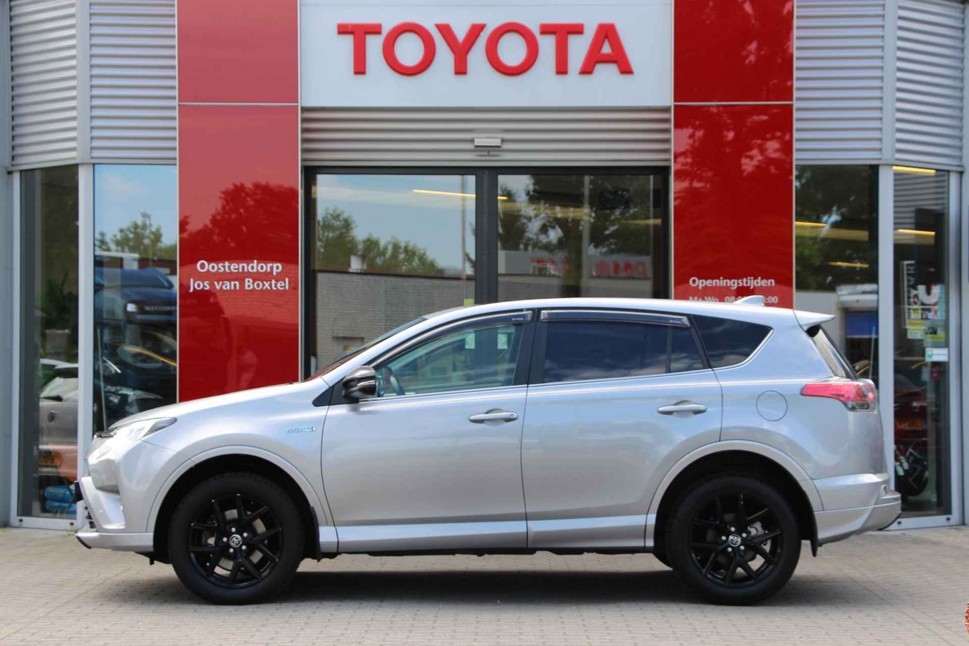 Toyota RAV4 2.5 Hybrid Black Edition **SCHUIFDAK/ NAVIGATIE/ ADAPTIVE CRUISE CONTROL** - 4/45