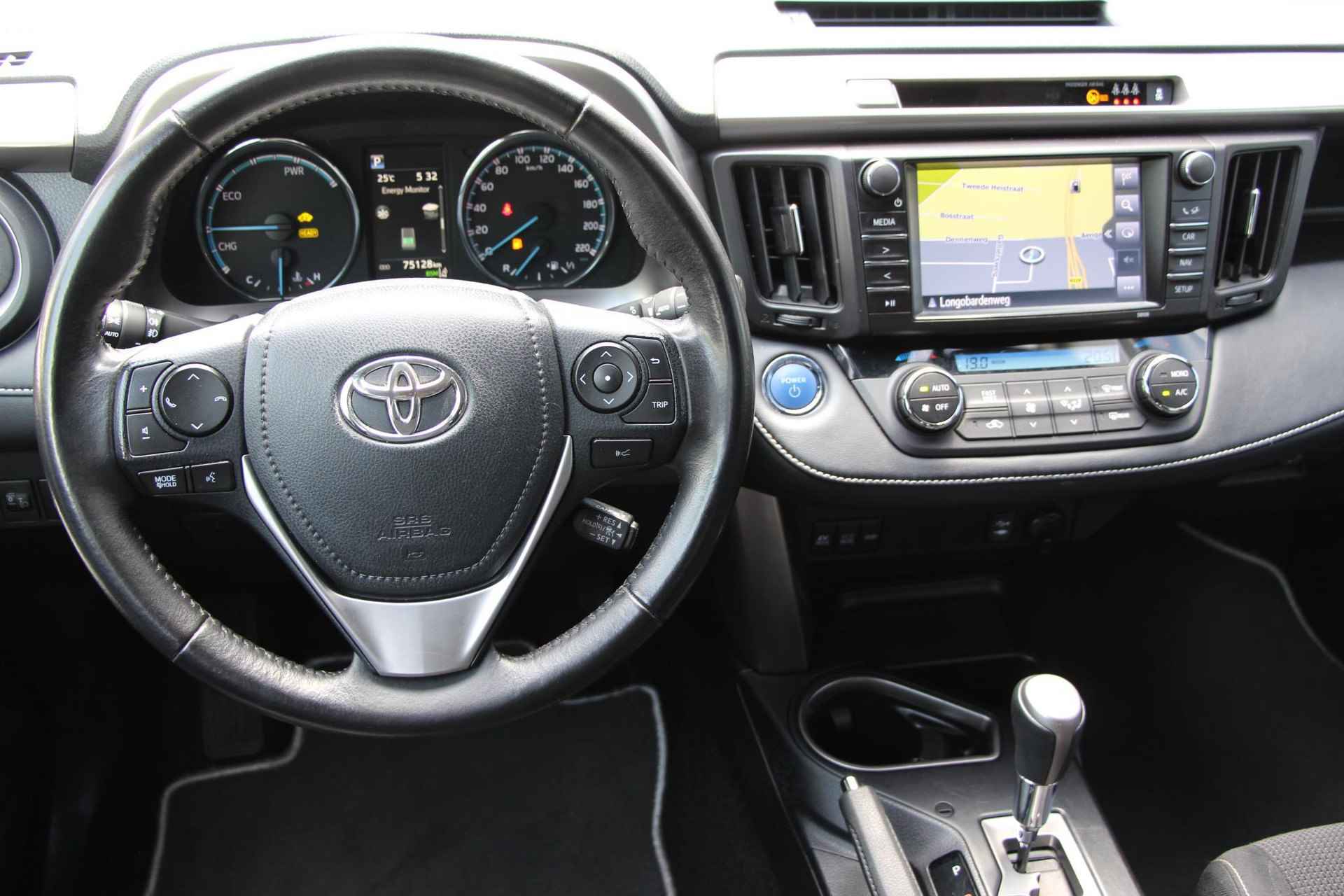 Toyota RAV4 2.5 Hybrid Black Edition **SCHUIFDAK/ NAVIGATIE/ ADAPTIVE CRUISE CONTROL** - 18/45