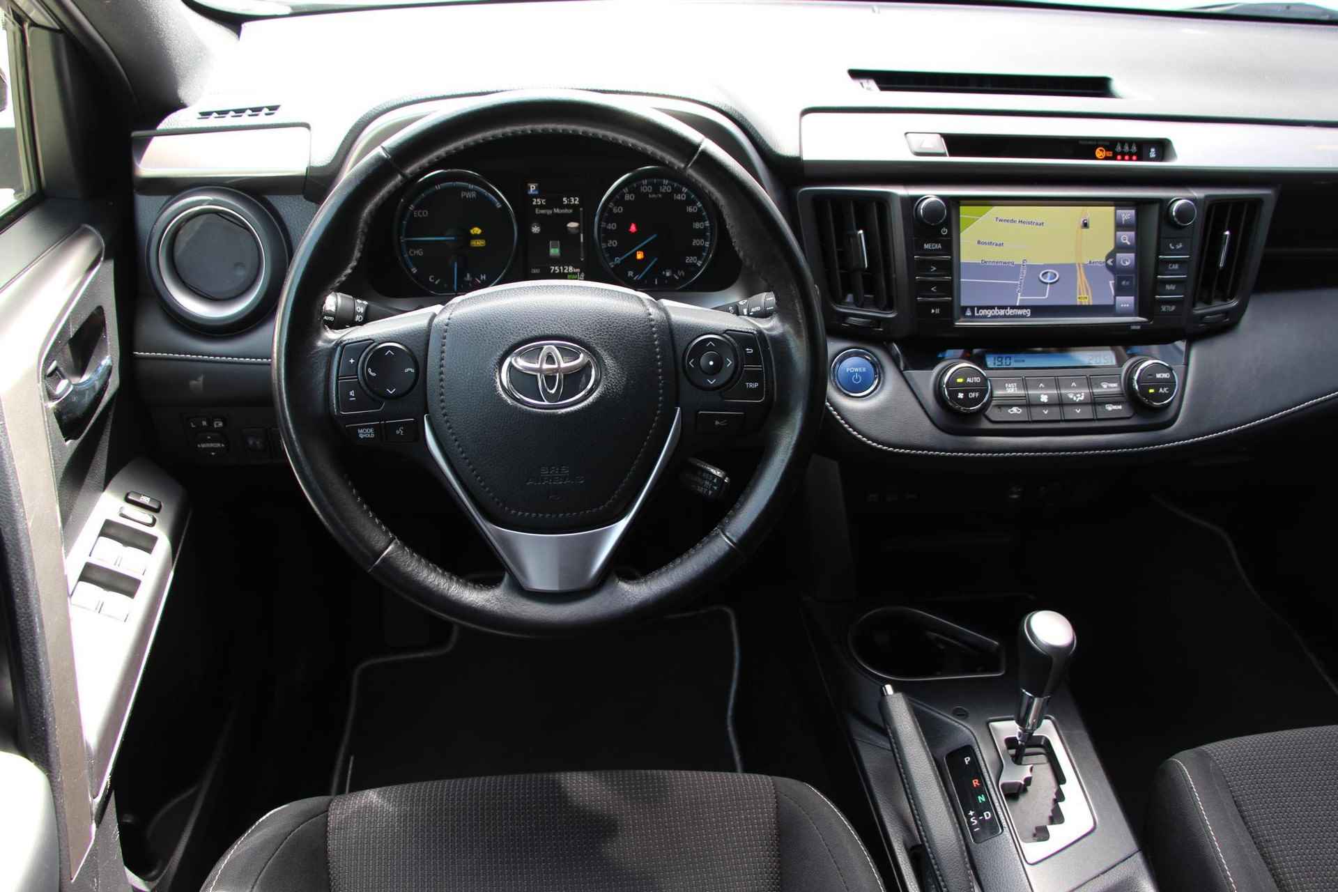 Toyota RAV4 2.5 Hybrid Black Edition **SCHUIFDAK/ NAVIGATIE/ ADAPTIVE CRUISE CONTROL** - 26/45