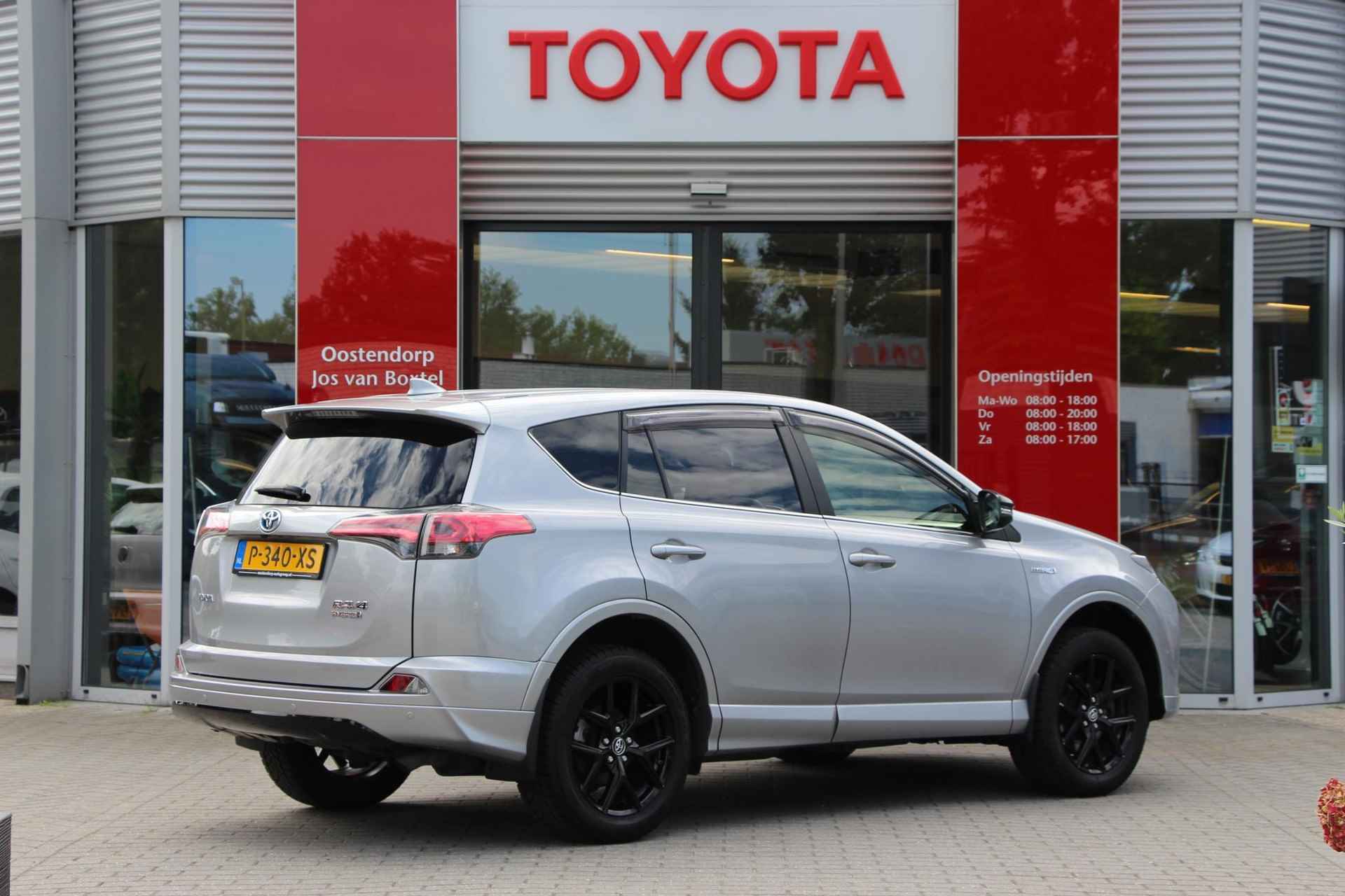 Toyota RAV4 2.5 Hybrid Black Edition **SCHUIFDAK/ NAVIGATIE/ ADAPTIVE CRUISE CONTROL** - 44/45