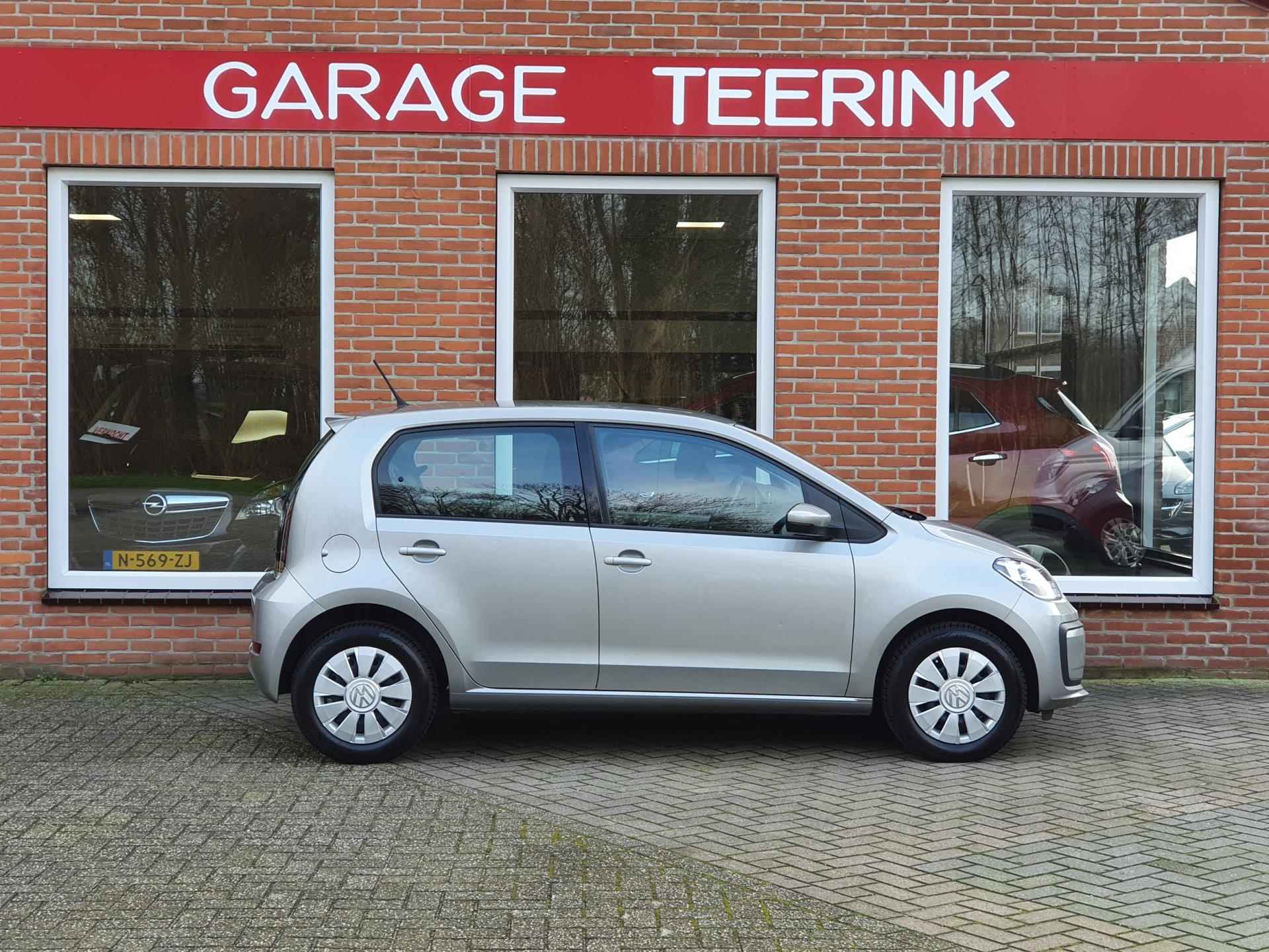 Volkswagen Up! 1.0 BMT take up! 60PK 5drs airco, navi, carkit, dab+, elektr.ramen RIJKLAAR - 15/17