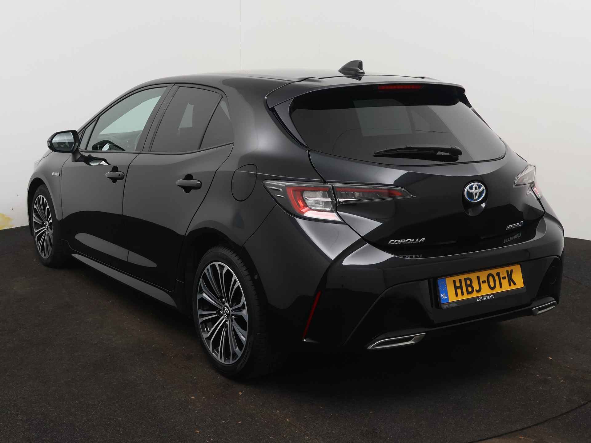 Toyota Corolla 2.0 184 PK Hybrid Dynamic Limited | Winter Pack | Parkeerhulp | Apple Carplay/Android Auto | Dodehoek Ass. | - 17/45