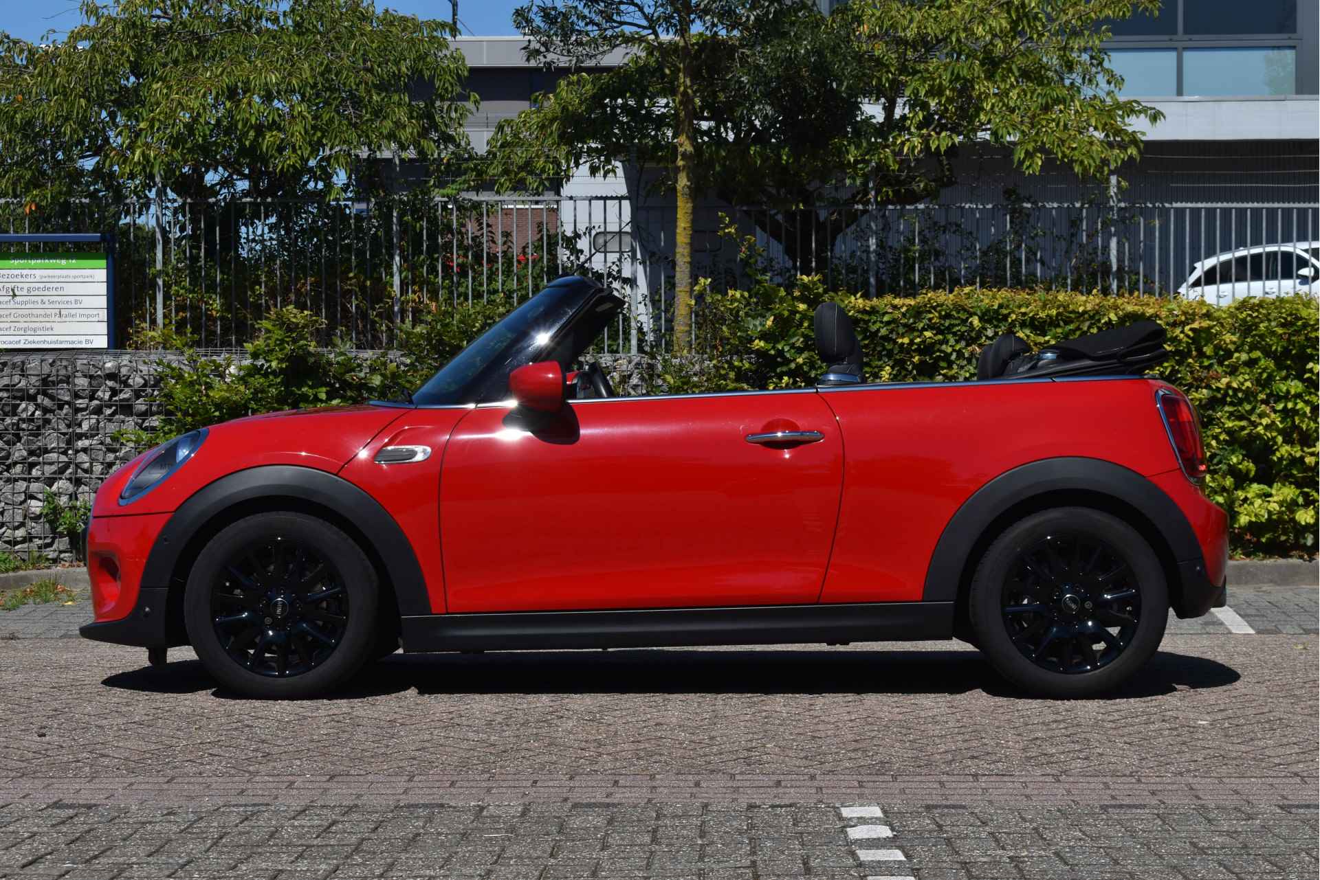 MINI Cabrio 1.5 Cooper Chili | Stoelverw. | Navi | Lm. velgen | Cruise control | Onderhoudshistorie - 4/50