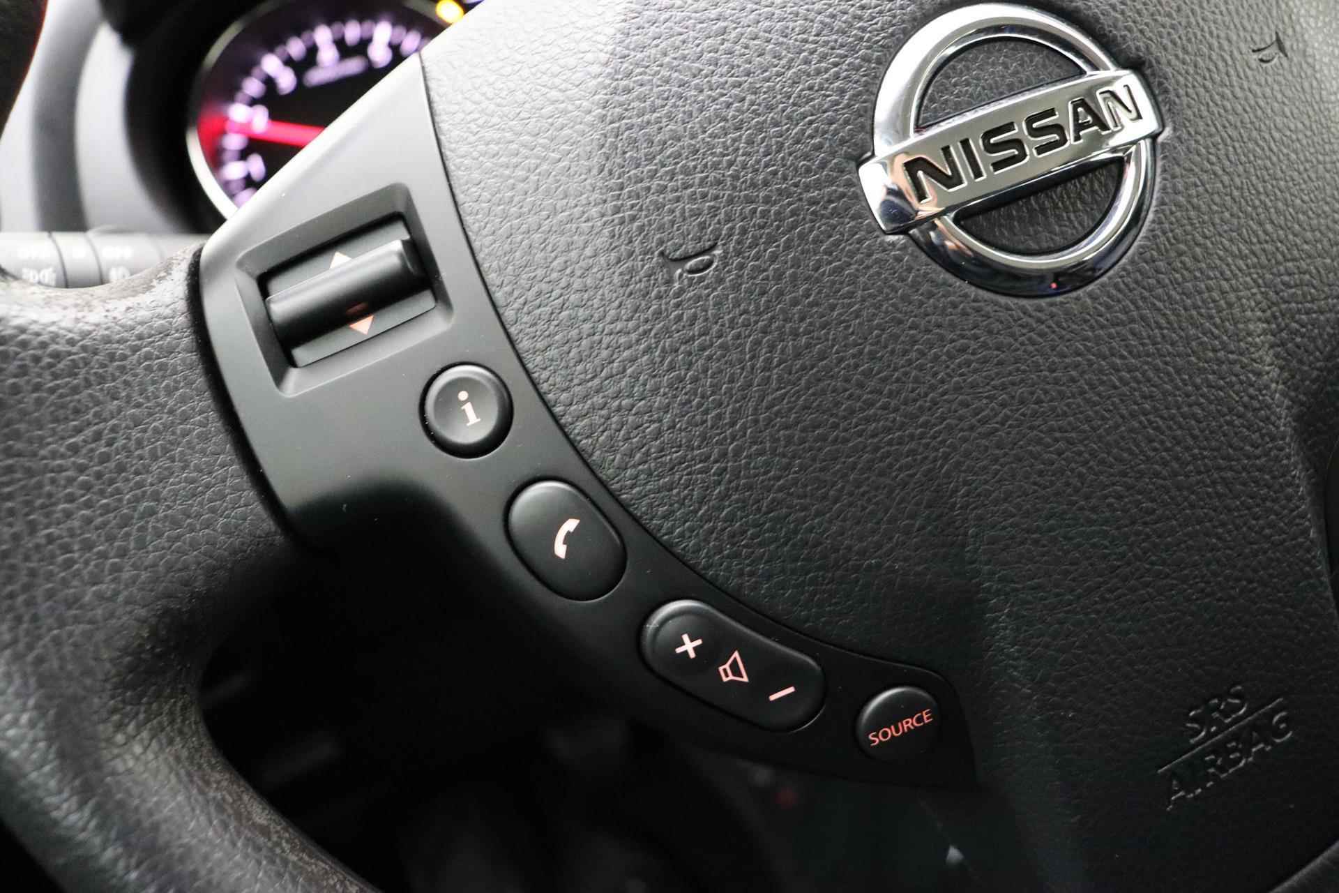 Nissan Qashqai 1.6 Visia | Airco | Trekhaak | Lichtmetalen velgen | Cruise control | Hoge instap | Electrische ramen voor en achter - 18/32
