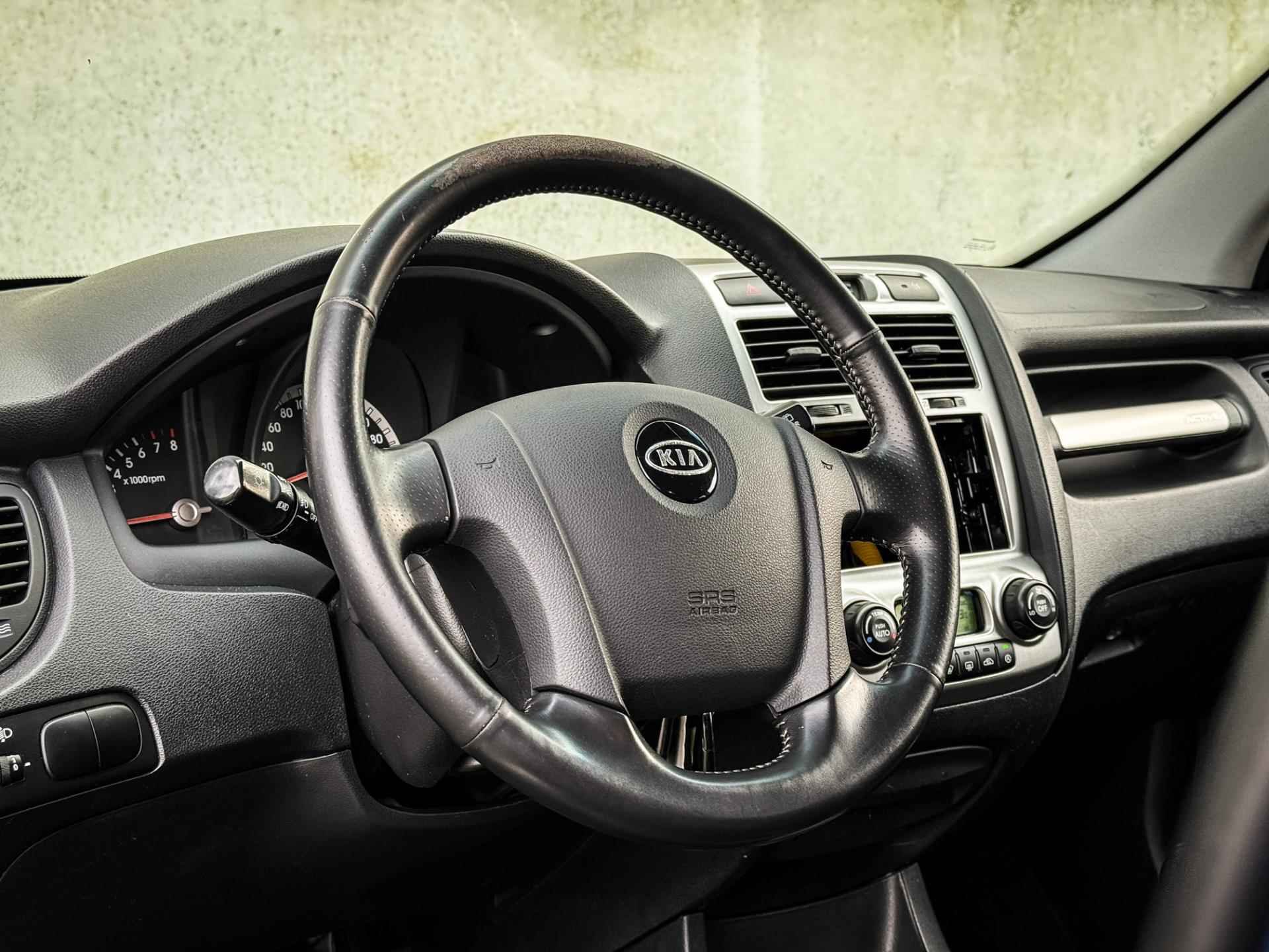 Kia Sportage 2.0 CVVT X-ecutive | Clima | Trekhaak | Stoelverwarming - 16/32