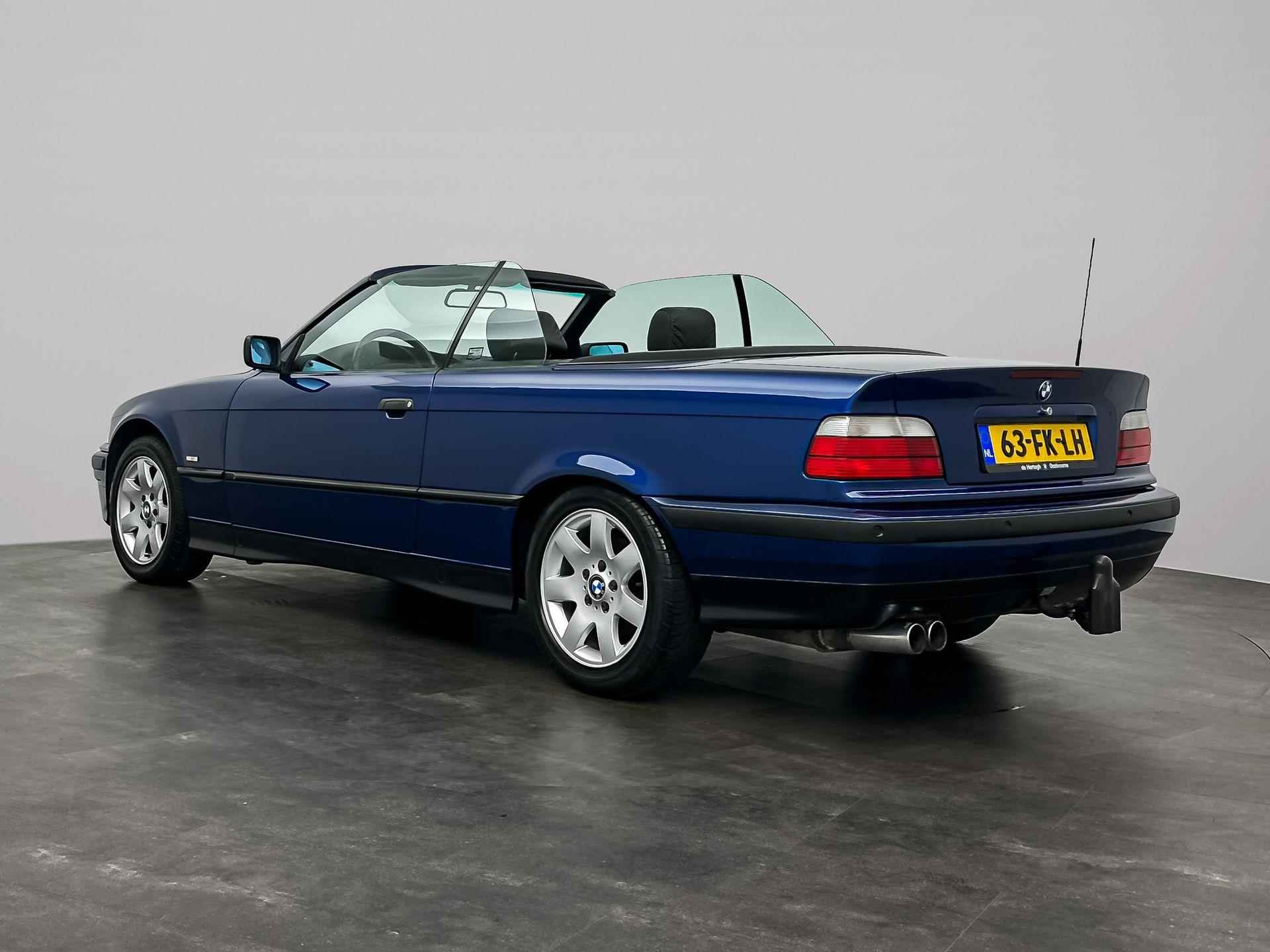 BMW 3-serie Cabrio 318i Executive - 19/29