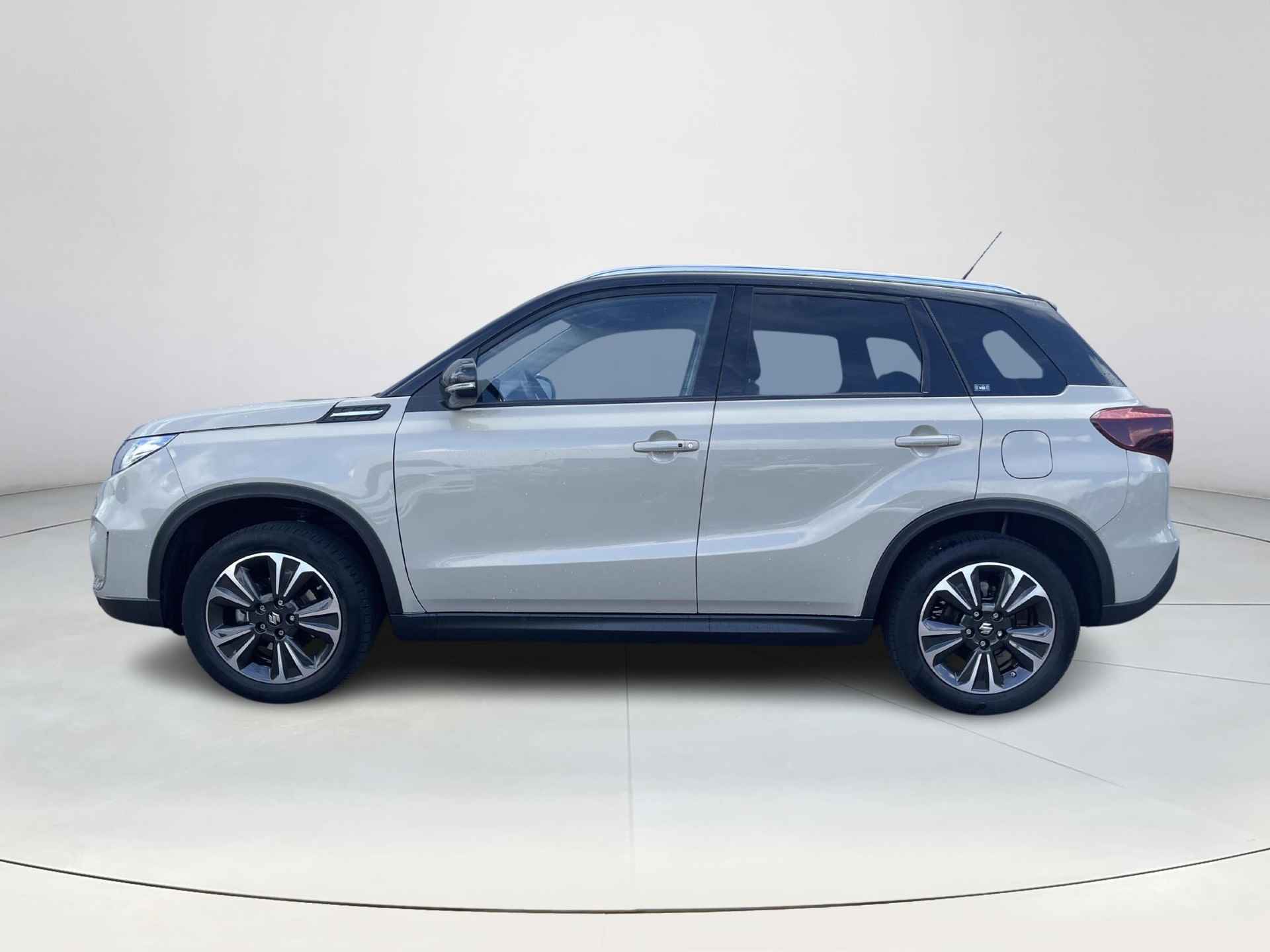 Suzuki Vitara 1.4 Boosterjet Style Smart Hybrid - 3/41