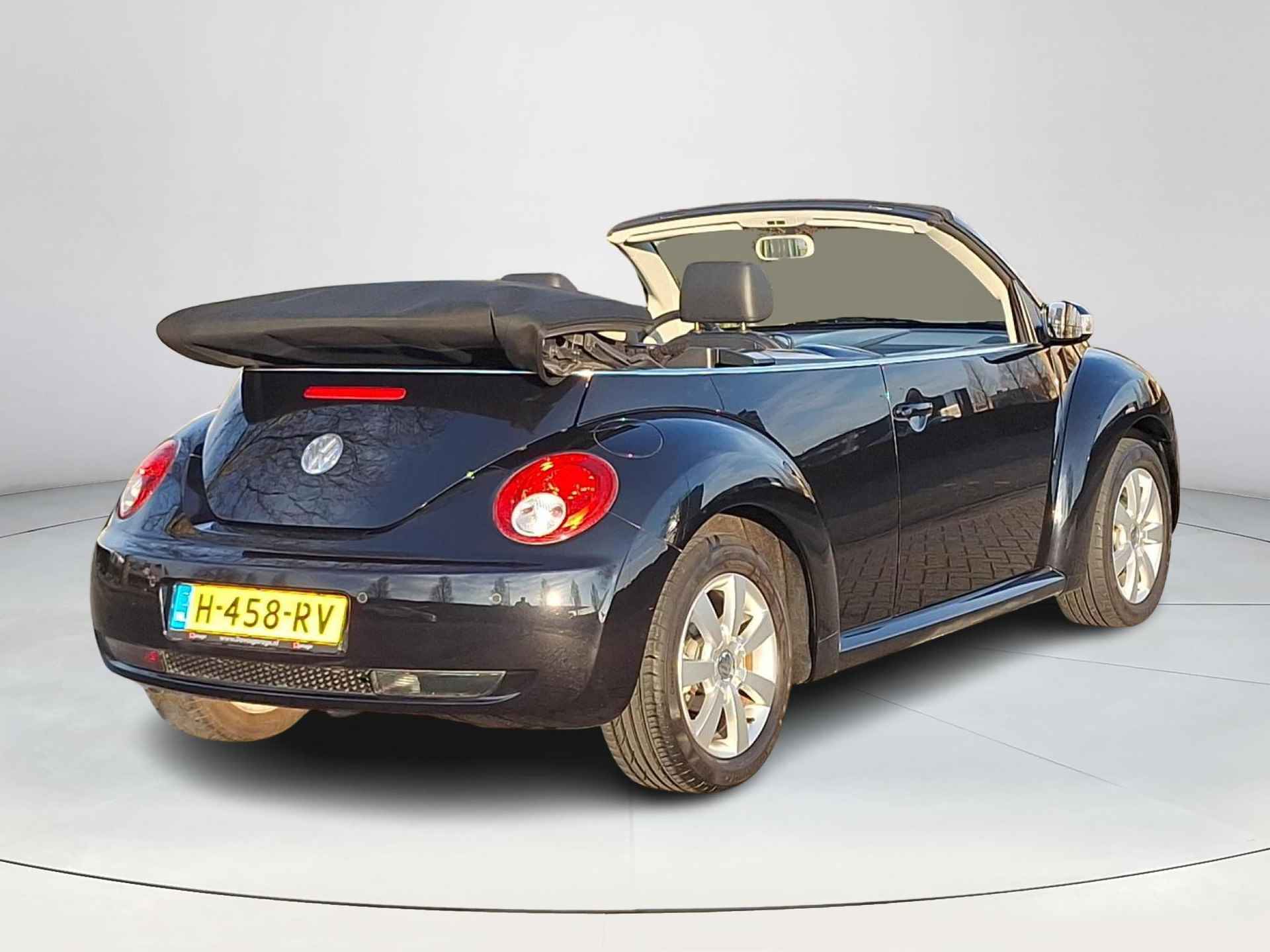 Volkswagen New Beetle Cabriolet 1.6 Trendline | Inclusief nieuwe apk | Elektrische kap | Airco | Stoelverwarming | paar schoonheidsfoutjes | Rijdt goed | Zonder Garantie | - 7/37