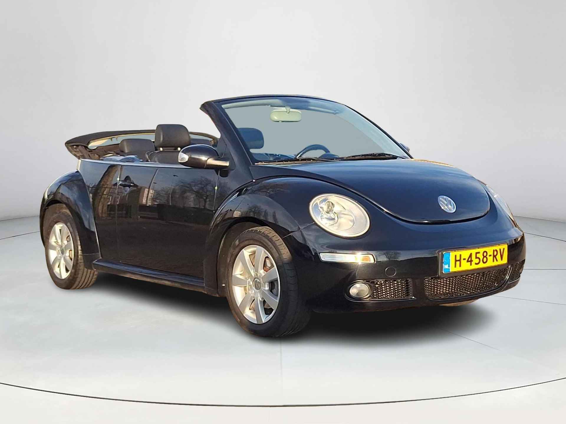 Volkswagen New Beetle Cabriolet 1.6 Trendline | Inclusief nieuwe apk | Elektrische kap | Airco | Stoelverwarming | paar schoonheidsfoutjes | Rijdt goed | Zonder Garantie | - 9/37