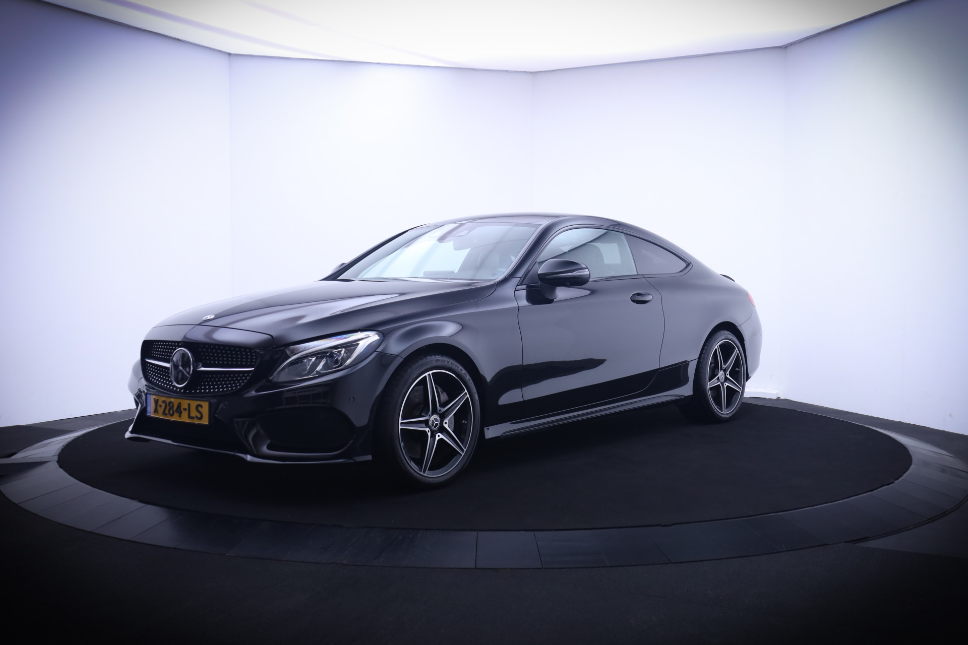 Mercedes-Benz C-Klasse Coupé 250 Aut.9 211Pk AMG-Line Premium FULL LED/AMBIANCE LIGHT/360CAM/ADAPTIVE CRUISE/NAVI/BLINDSPOT/LMV 18''