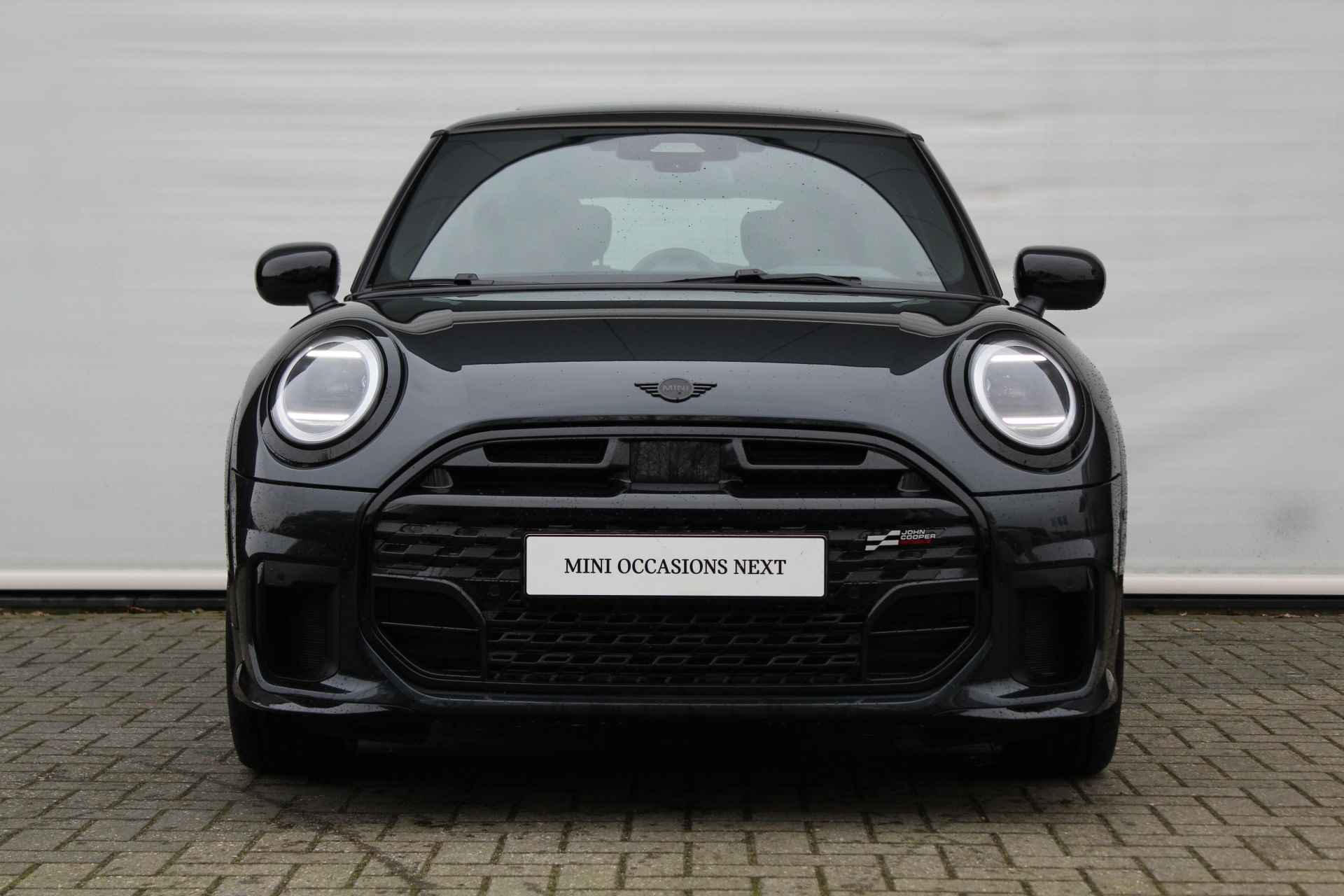 MINI Hatchback Cooper S Automaat / John Cooper Works / Pakket M / 18 inch JCW Lap Spoke 2-tone - 8/27