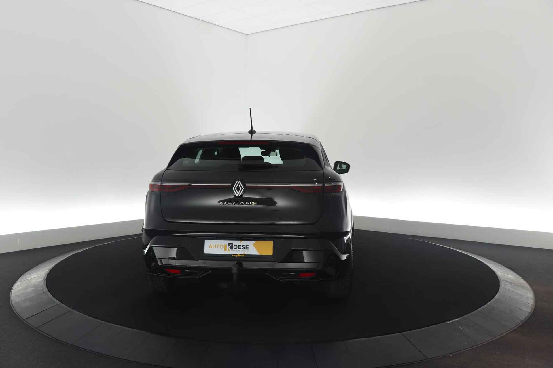 Renault Megane E-Tech EV40 Boost Charge Equilibre | Trekhaak | Pack Winter | Camera | Apple Carplay | Parkeersensoren - 11/69