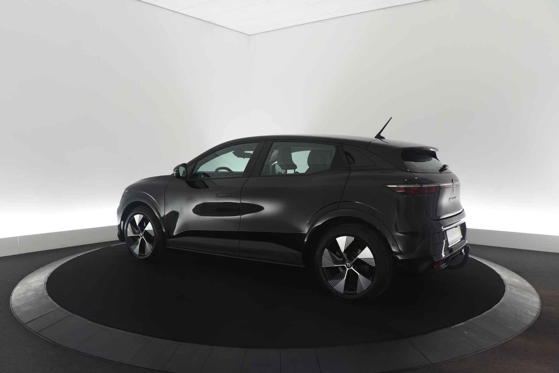Renault Megane E-Tech EV40 Boost Charge Equilibre | Trekhaak | Pack Winter | Camera | Apple Carplay | Parkeersensoren - 13/69