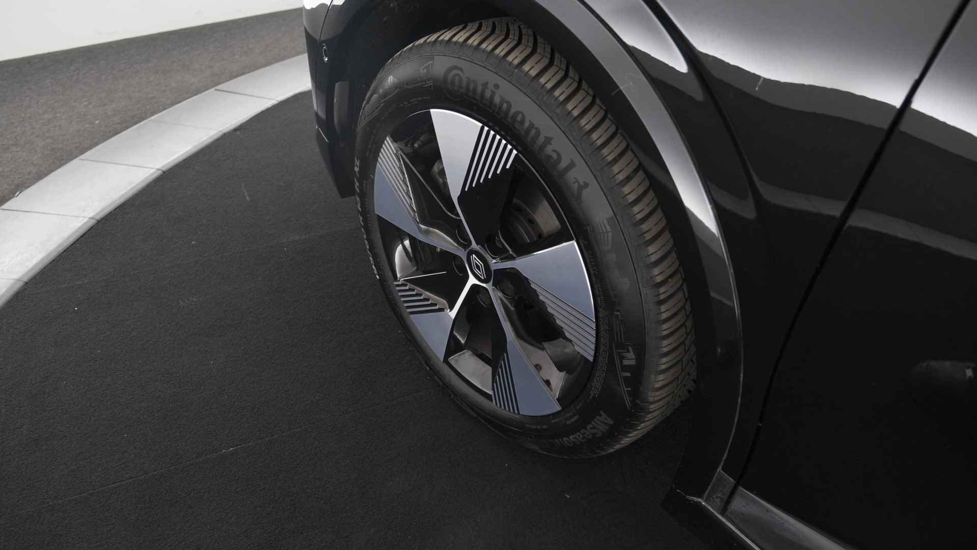 Renault Megane E-Tech EV40 Boost Charge Equilibre | Trekhaak | Pack Winter | Camera | Apple Carplay | Parkeersensoren - 17/69