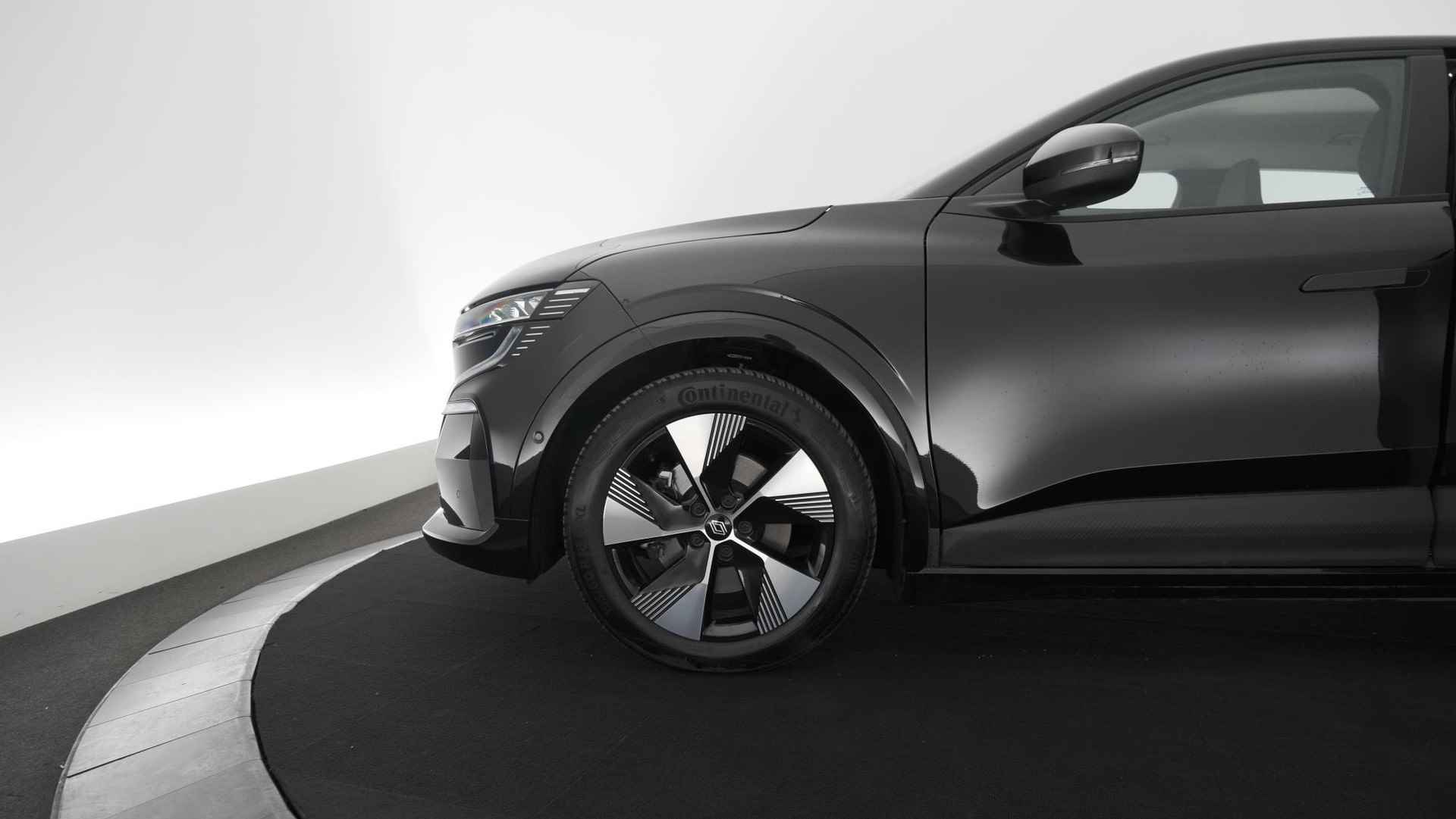 Renault Megane E-Tech EV40 Boost Charge Equilibre | Trekhaak | Pack Winter | Camera | Apple Carplay | Parkeersensoren - 18/69
