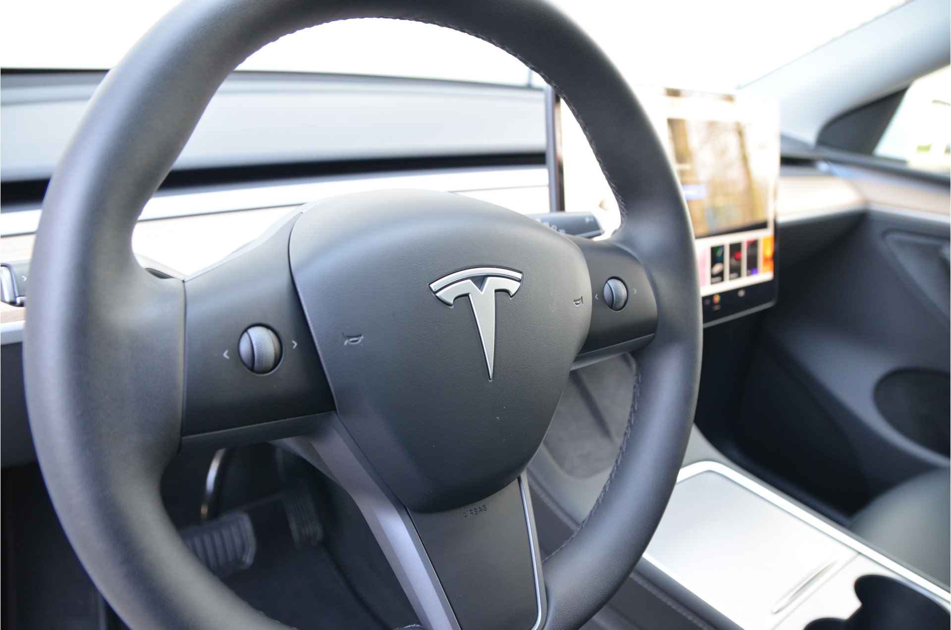 Tesla Model Y Long Range AWD 75 kWh Enhanced AutoPilot+FSD (twv 7.500,-) - 15/35