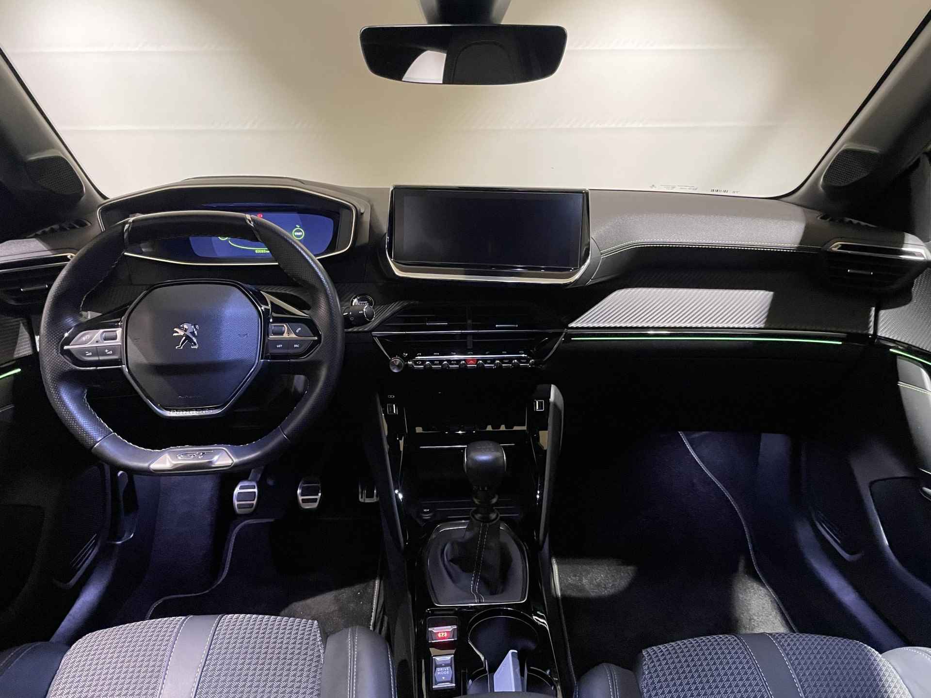 Peugeot 208 1.2 PureTech GT-Line | Navigatie | Draadloze telefoonlader | Camera - 12/41