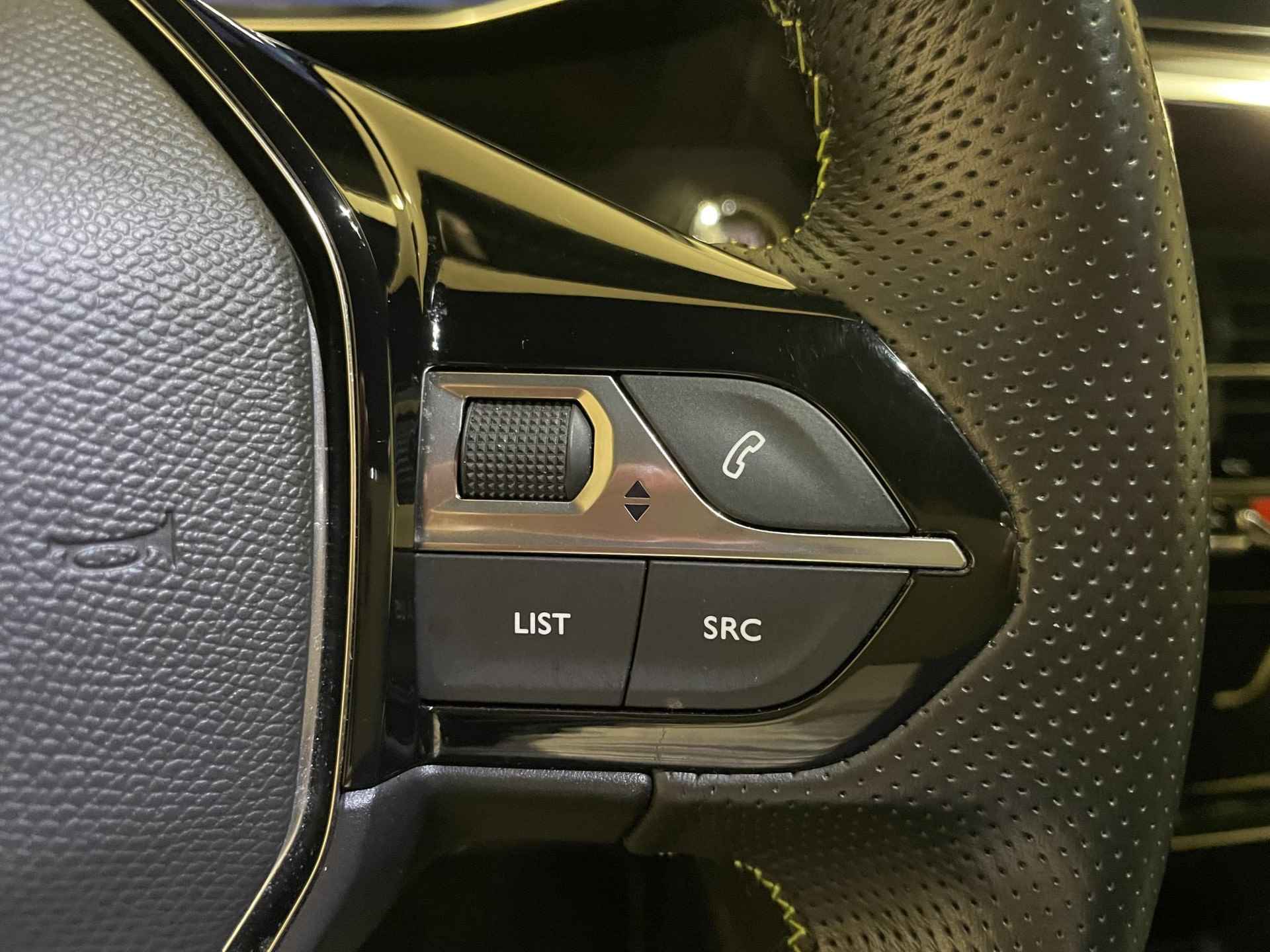 Peugeot 208 1.2 PureTech GT-Line | Navigatie | Draadloze telefoonlader | Camera - 17/41
