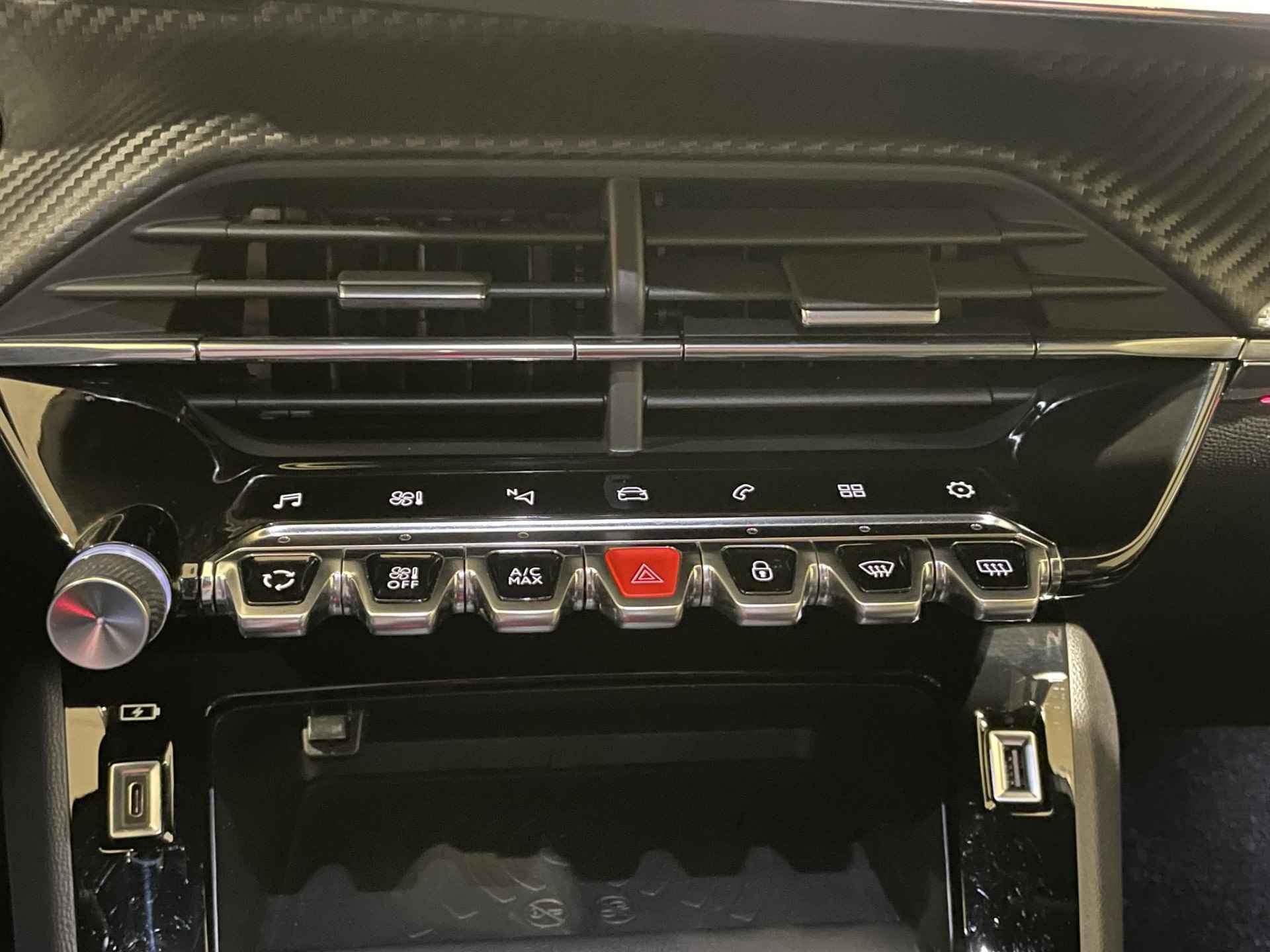 Peugeot 208 1.2 PureTech GT-Line | Navigatie | Draadloze telefoonlader | Camera - 21/41