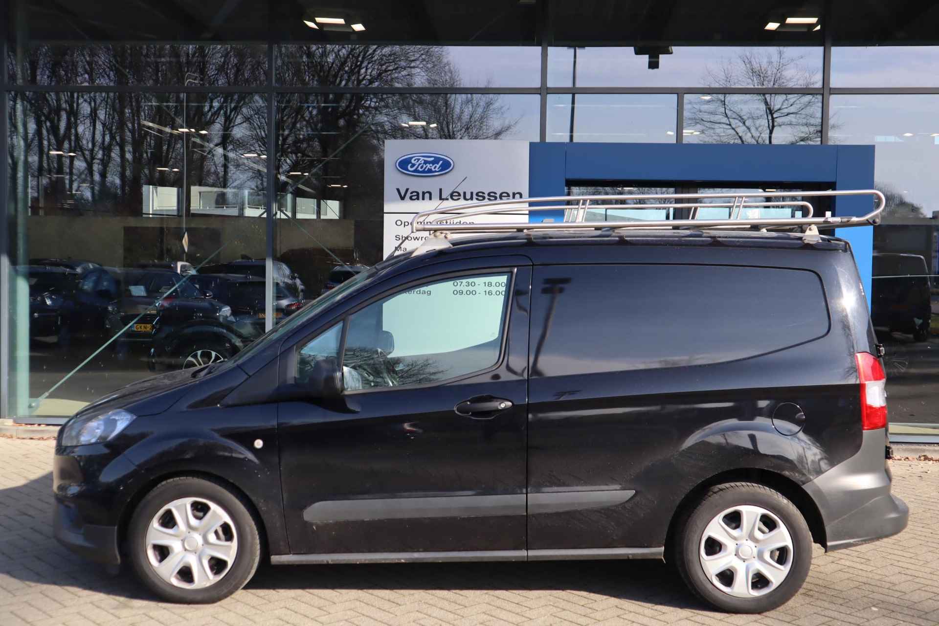 Ford Transit Courier 1.5 TDCI TREND AIRCO SCHUIFDEUR RVS-IMPERIAAL - 2/24