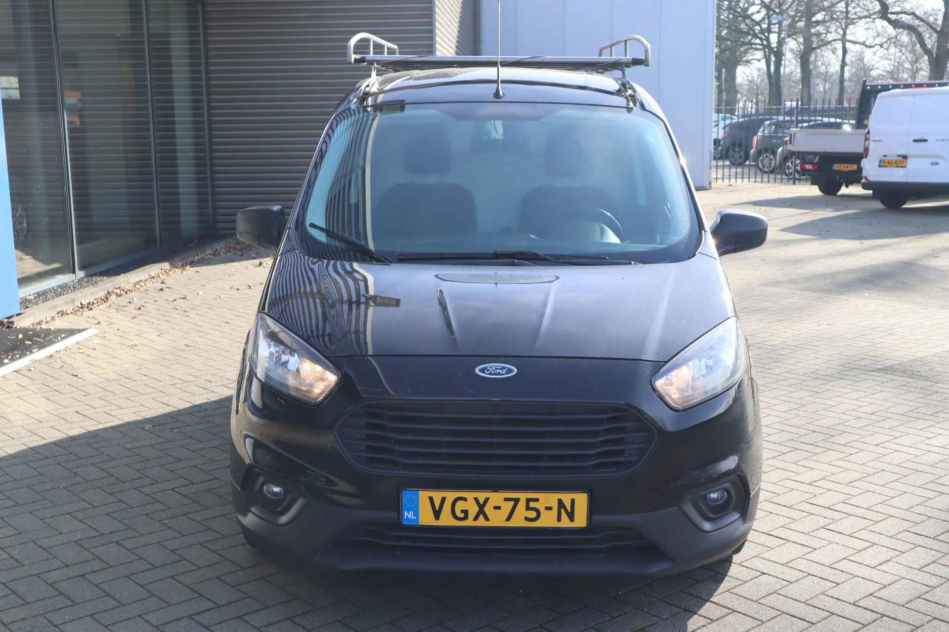 Ford Transit Courier 1.5 TDCI TREND AIRCO SCHUIFDEUR RVS-IMPERIAAL - 9/24