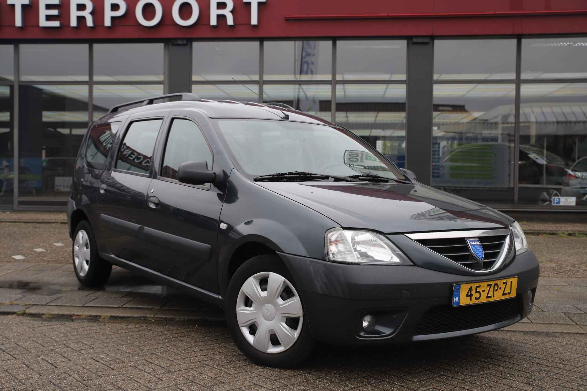 Dacia Logan MCV 1.6-16V /7-persoons/ LPG-3/ Airco/€56 per mnd/Cruise - 37/39