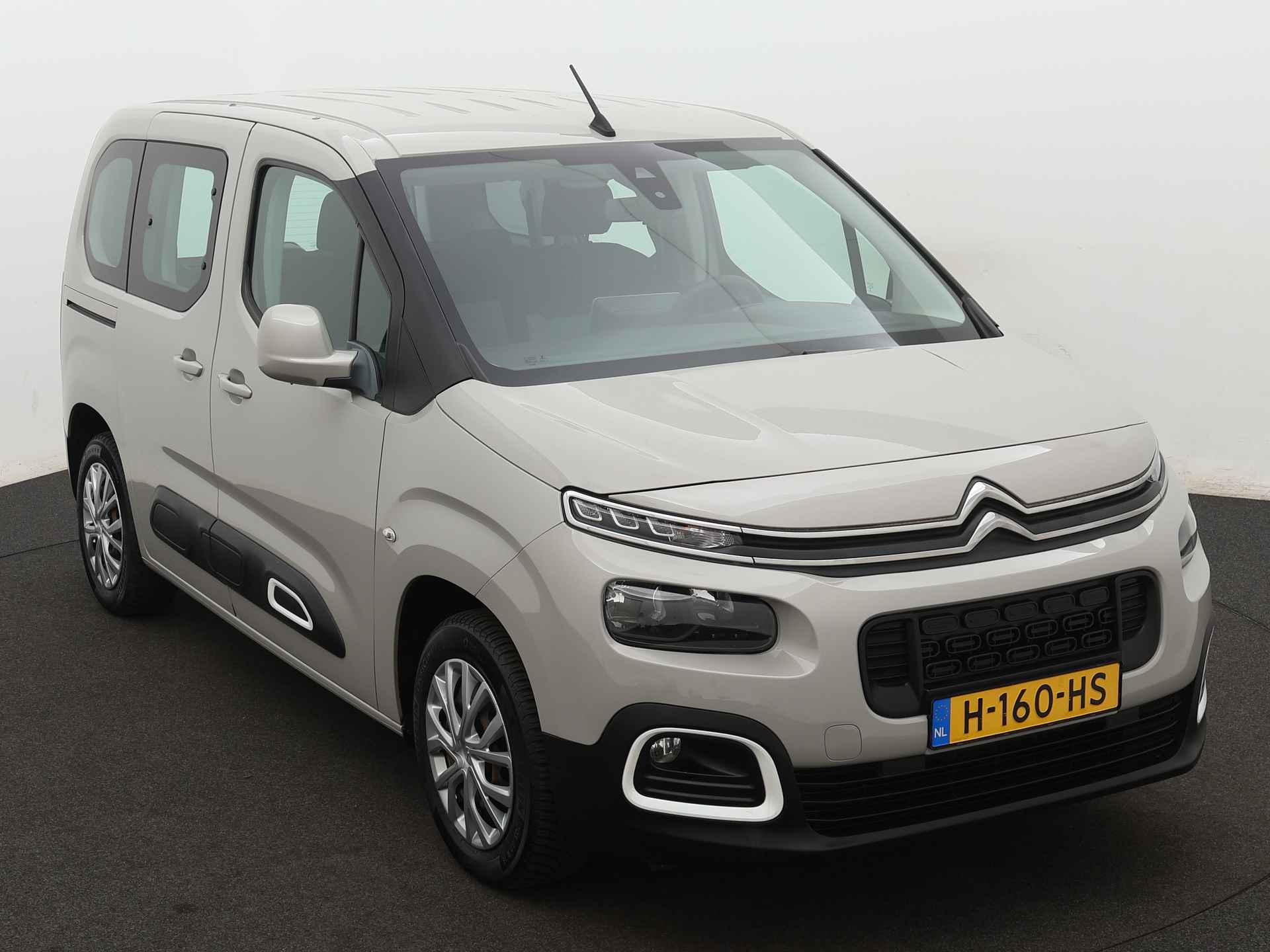 Citroën Berlingo 1.2 PureTech Feel Ingepland voor montage nieuwe kofferbaklift (Prijs incl. kofferbaklift) - 24/37