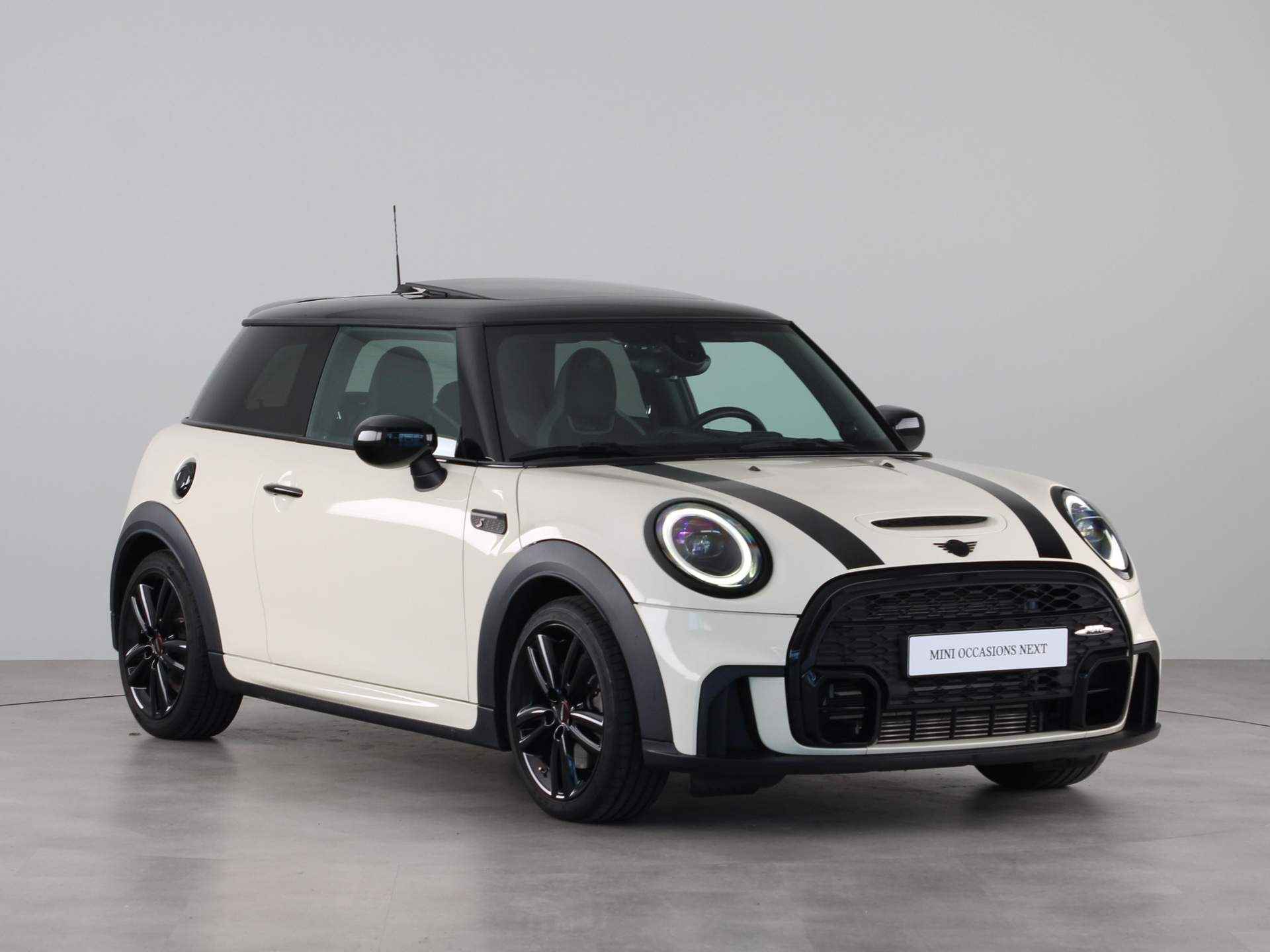 MINI 3-deurs Cooper S JCW-Trim Aut. - 9/26