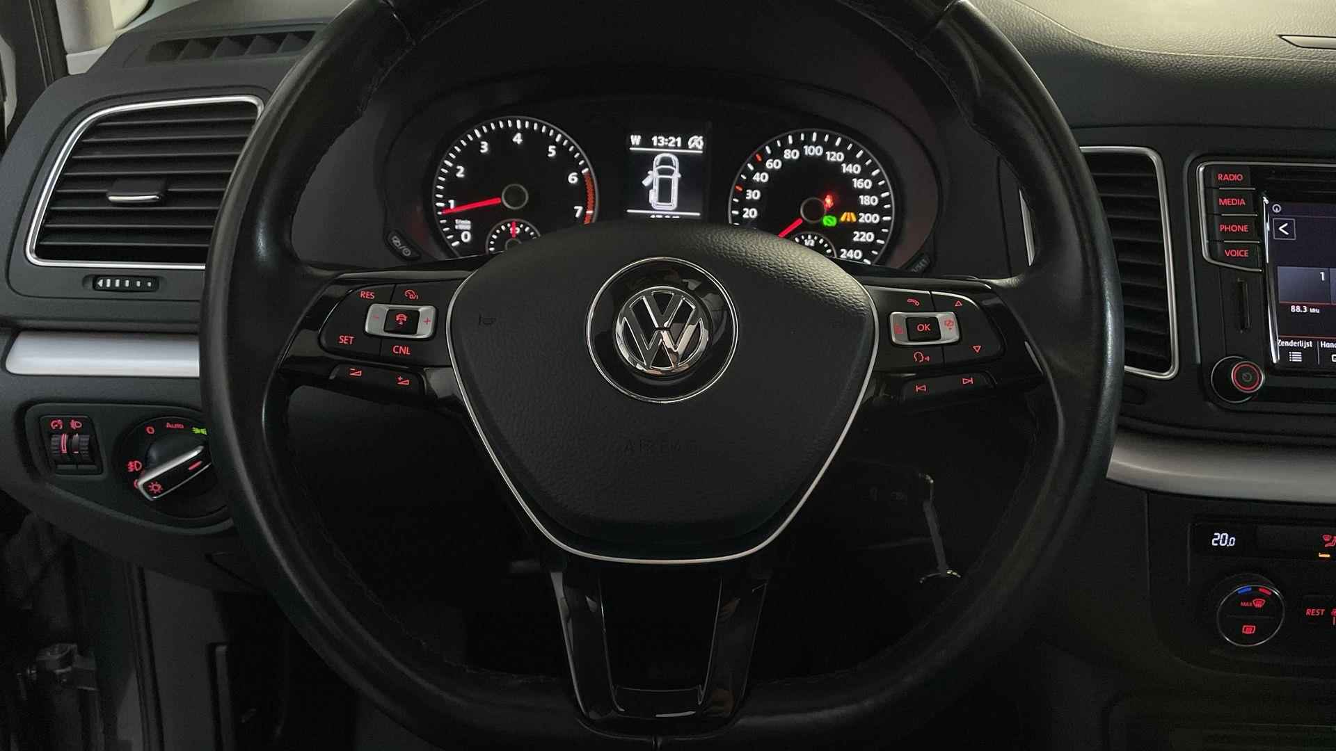 Volkswagen Sharan 1.4 TSI 150PK DSG 7p Exclusive Series Panoramadak Navigatie - 5/24