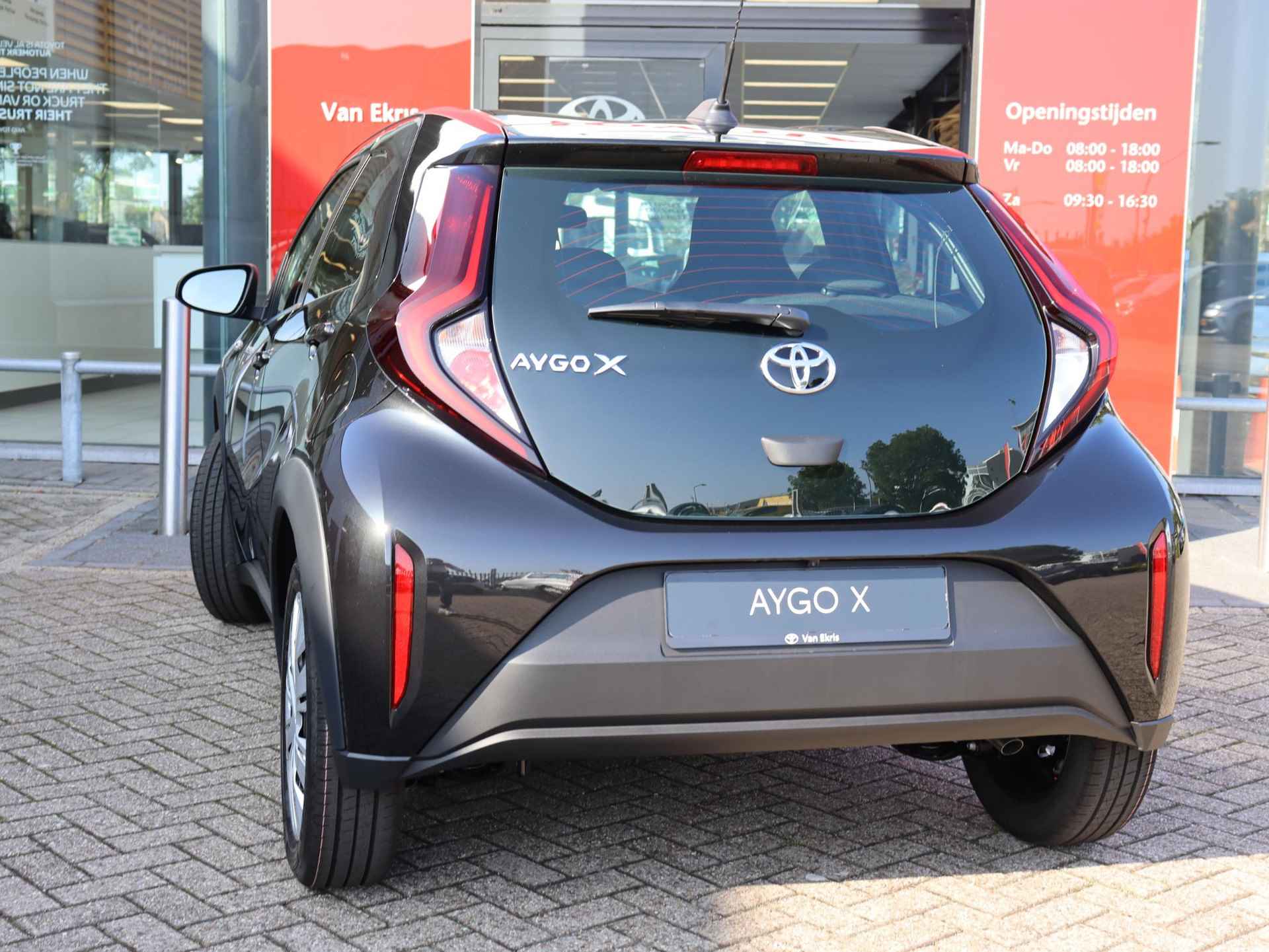 Toyota Aygo X 1.0 VVT-i Play, Nieuw, snel leverbaar , €1.000,- inruilpremie - 12/27