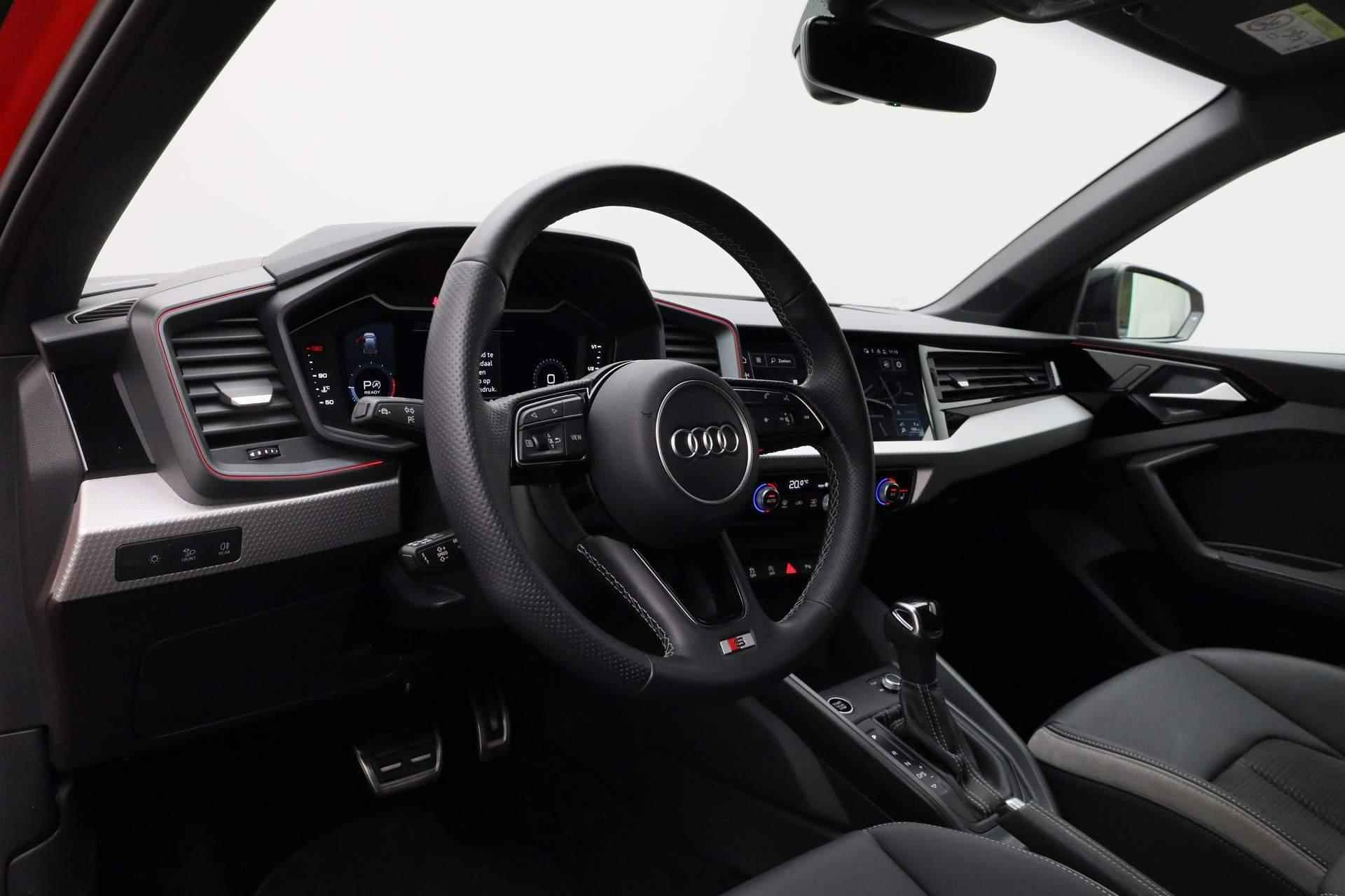 Audi A1 citycarver 35 TFSI 150PK S-tronic Advanced Edition | S-Line int. | Adaptief onderstel | Bang & Olufsen | Leder/alcantara | Navi | Full LED | ACC | Keyless | Camera | 18 inch - 3/41