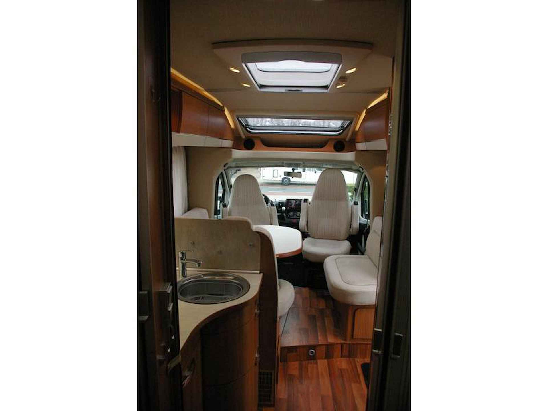 Hymer Tramp 678 CL Automaat, Level Systeem. - 13/21