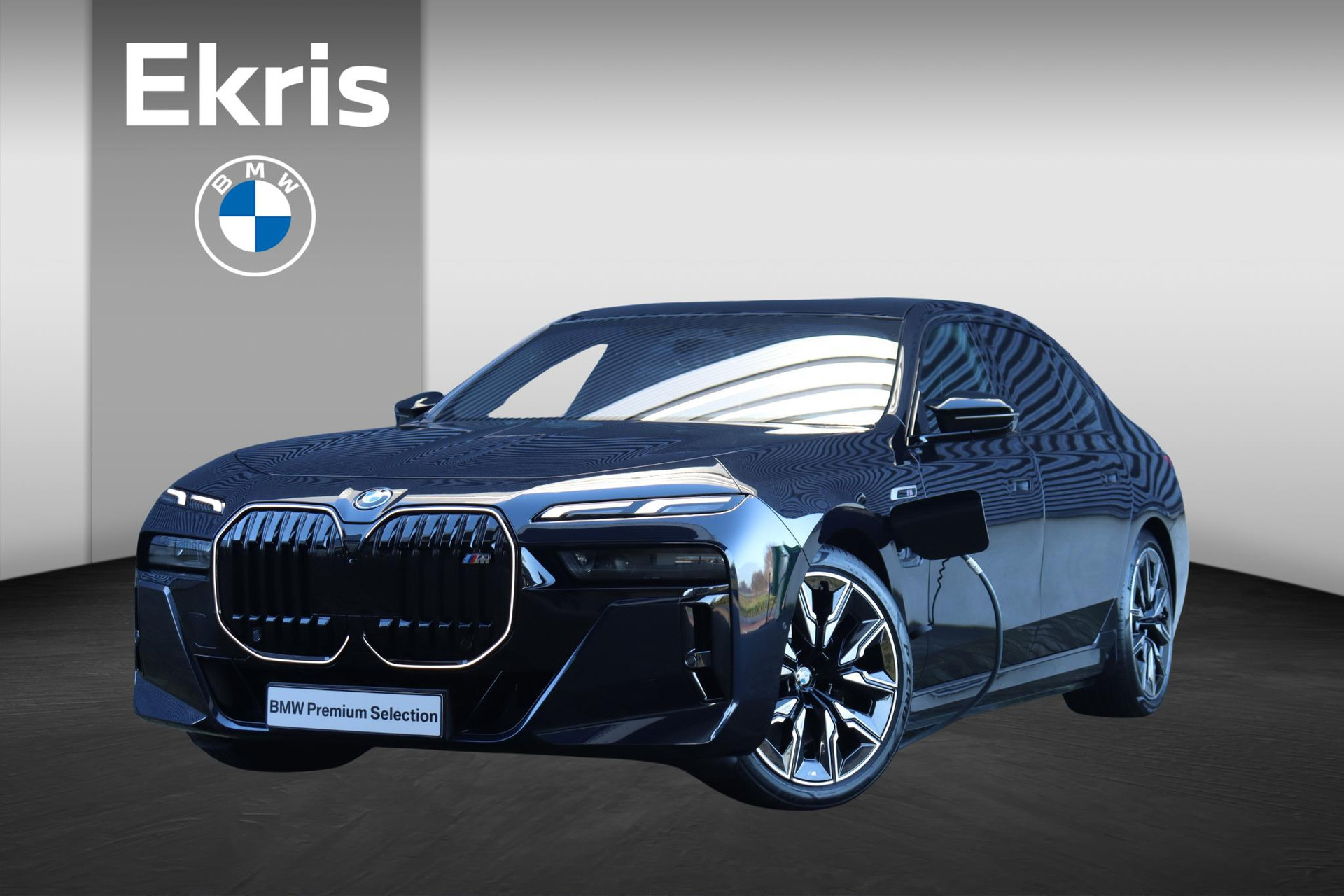 BMW 7-serie M760e xDrive | High Executive | M Performance Pack | Trekhaak | Executive Drive Pro | Innovation Pack | Sky Lounge | Elektr. Deuren | Active Steering | Bowers & Wilkins Diamond Surround Sound | 21''LMV