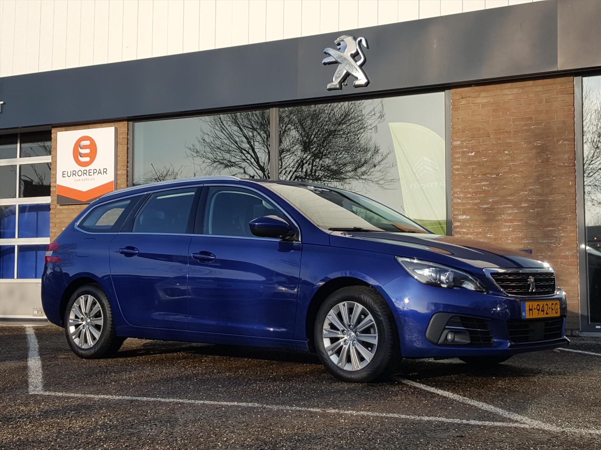 PEUGEOT 308 SW ALLURE 1.2 PureTech 130pk Navigatie | Bluetooth | AppleCarPlay & AndroidAuto | Parkeerhulp achter | Climate Control | 4Season Banden