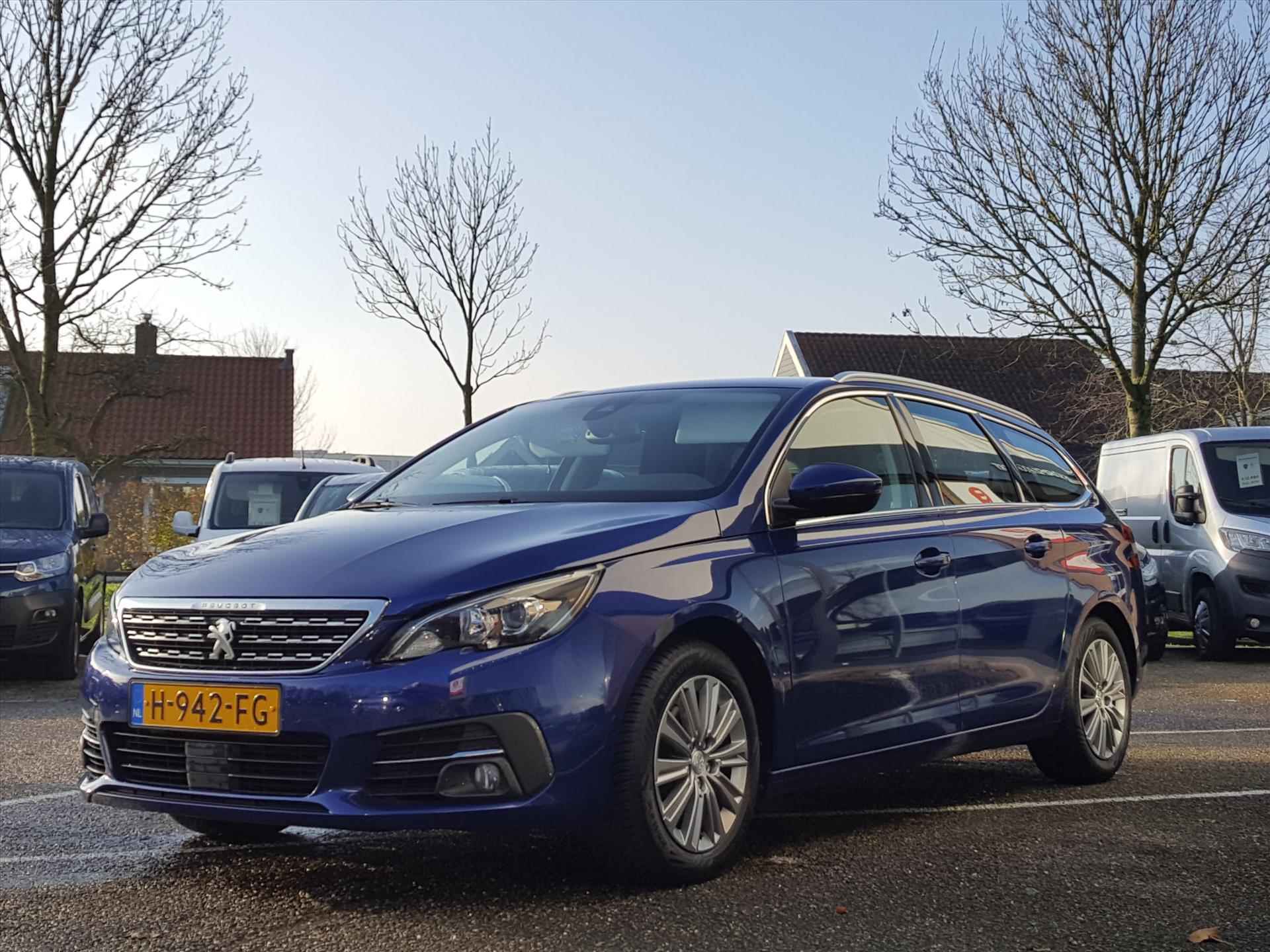 PEUGEOT 308 SW ALLURE 1.2 PureTech 130pk Navigatie | Bluetooth | AppleCarPlay & AndroidAuto | Parkeerhulp achter | Climate Control | 4Season Banden - 9/48