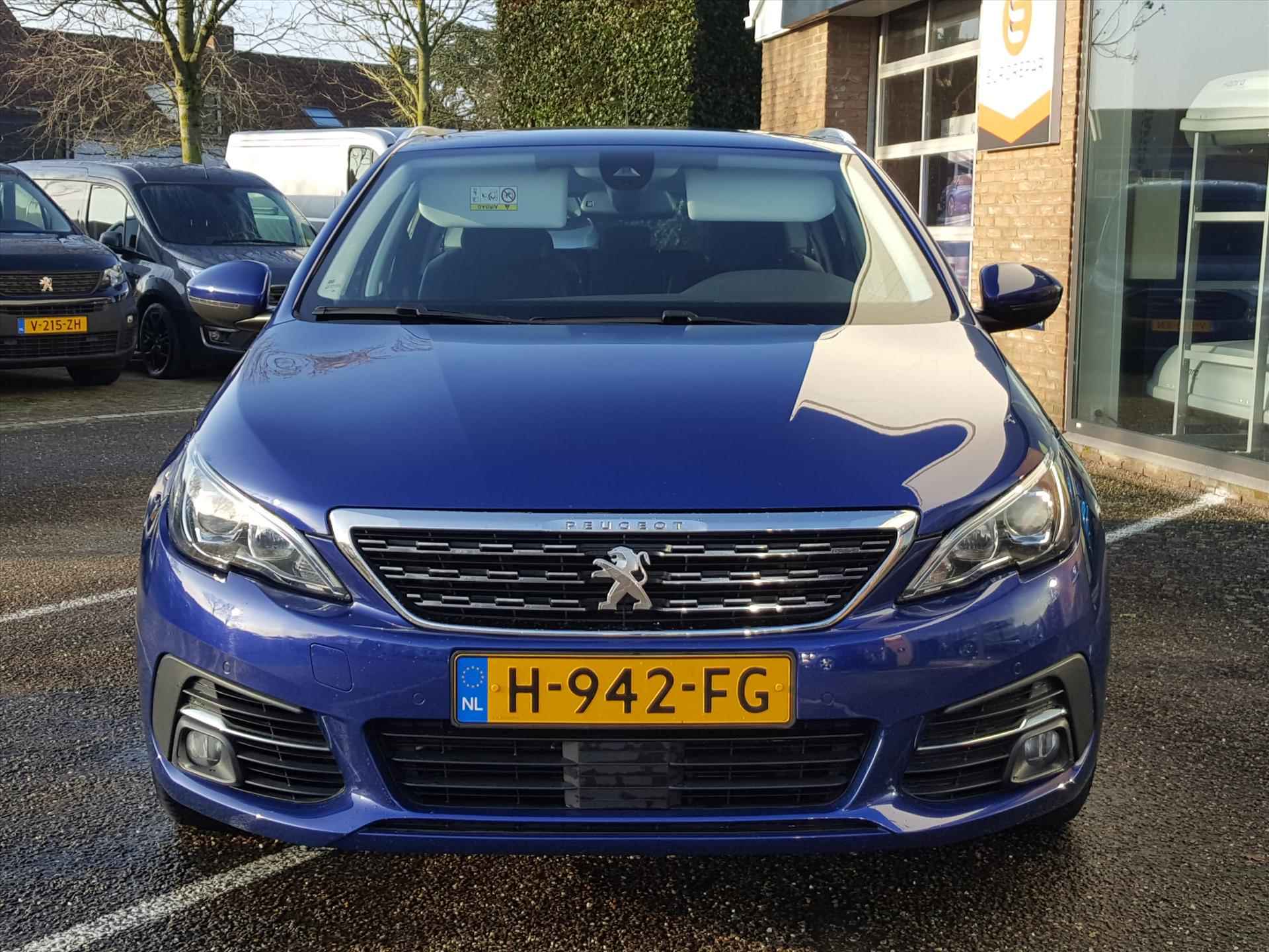 PEUGEOT 308 SW ALLURE 1.2 PureTech 130pk Navigatie | Bluetooth | AppleCarPlay & AndroidAuto | Parkeerhulp achter | Climate Control | 4Season Banden - 10/48