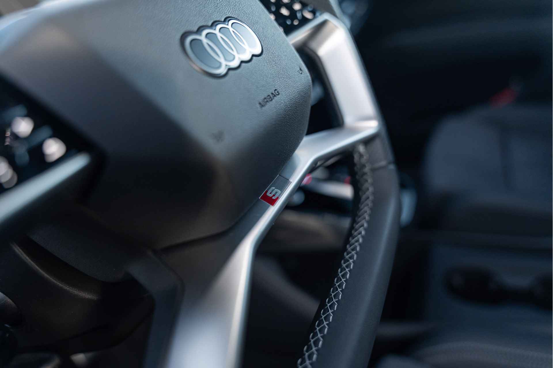 Audi Q4 Sportback e-tron 40 204PK S edition | 21" Velgen | SONOS | Head-Up Display | Adaptive Cruise Control | Optiekpakket Zwart | Privacy Glass | Matri - 27/40