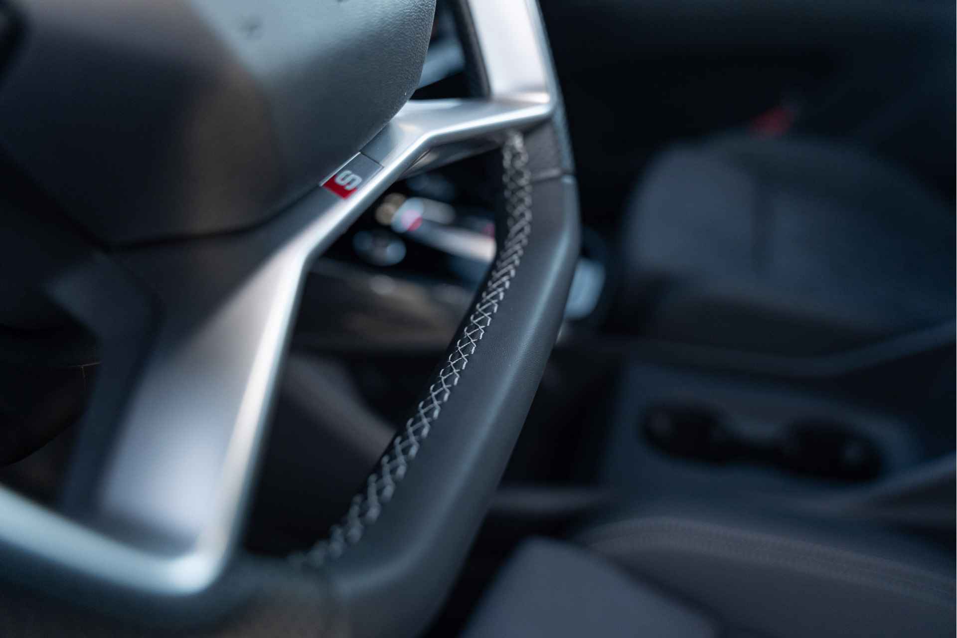 Audi Q4 Sportback e-tron 40 204PK S edition | 21" Velgen | SONOS | Head-Up Display | Adaptive Cruise Control | Optiekpakket Zwart | Privacy Glass | Matri - 28/40