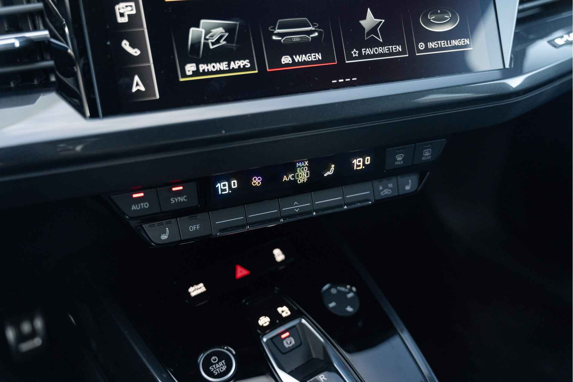Audi Q4 Sportback e-tron 40 204PK S edition | 21" Velgen | SONOS | Head-Up Display | Adaptive Cruise Control | Optiekpakket Zwart | Privacy Glass | Matri - 31/40