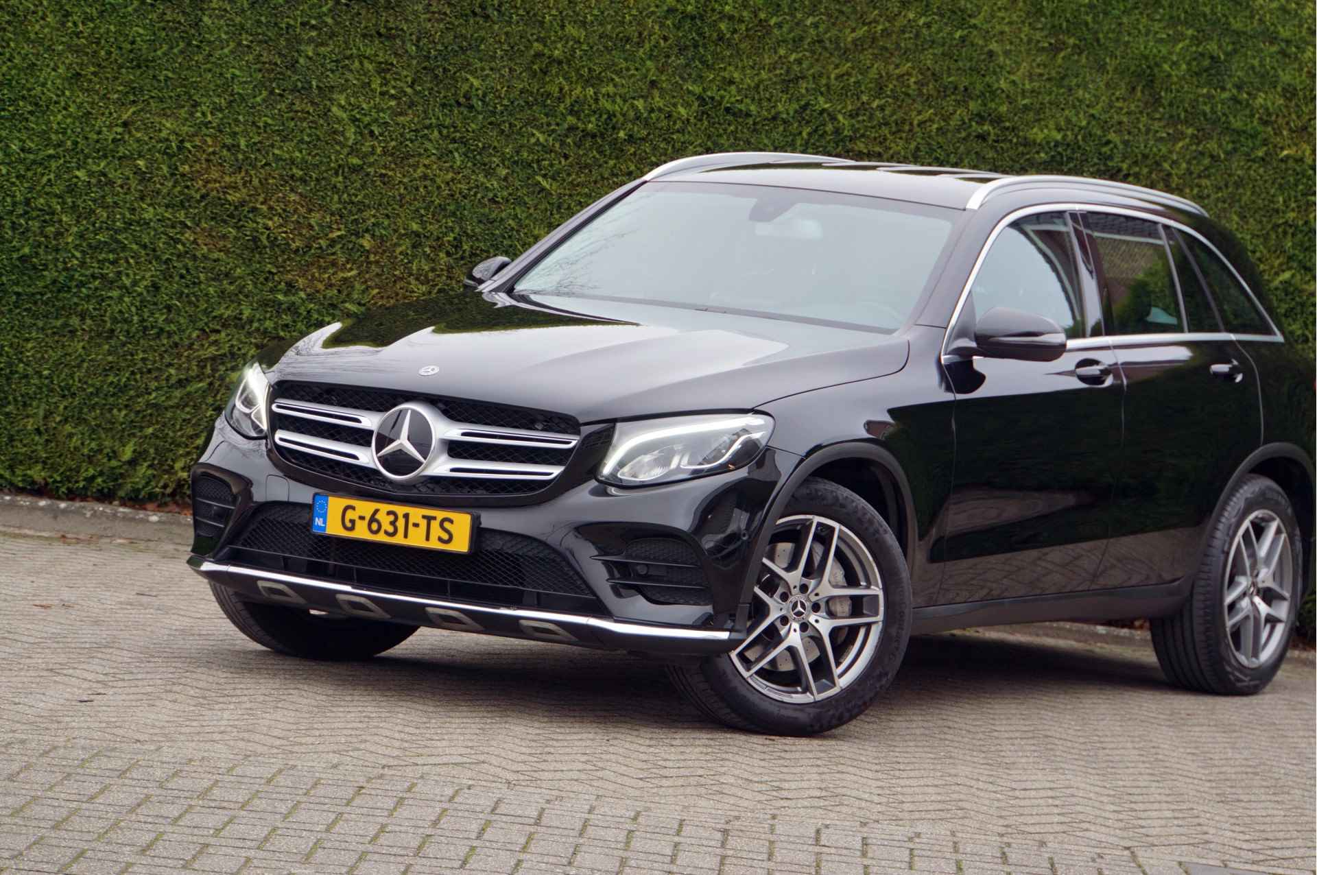 Mercedes-Benz GLC GLC 300 4MATIC AMG line | Distronic LED ILS Stoelverwarming - 24/37