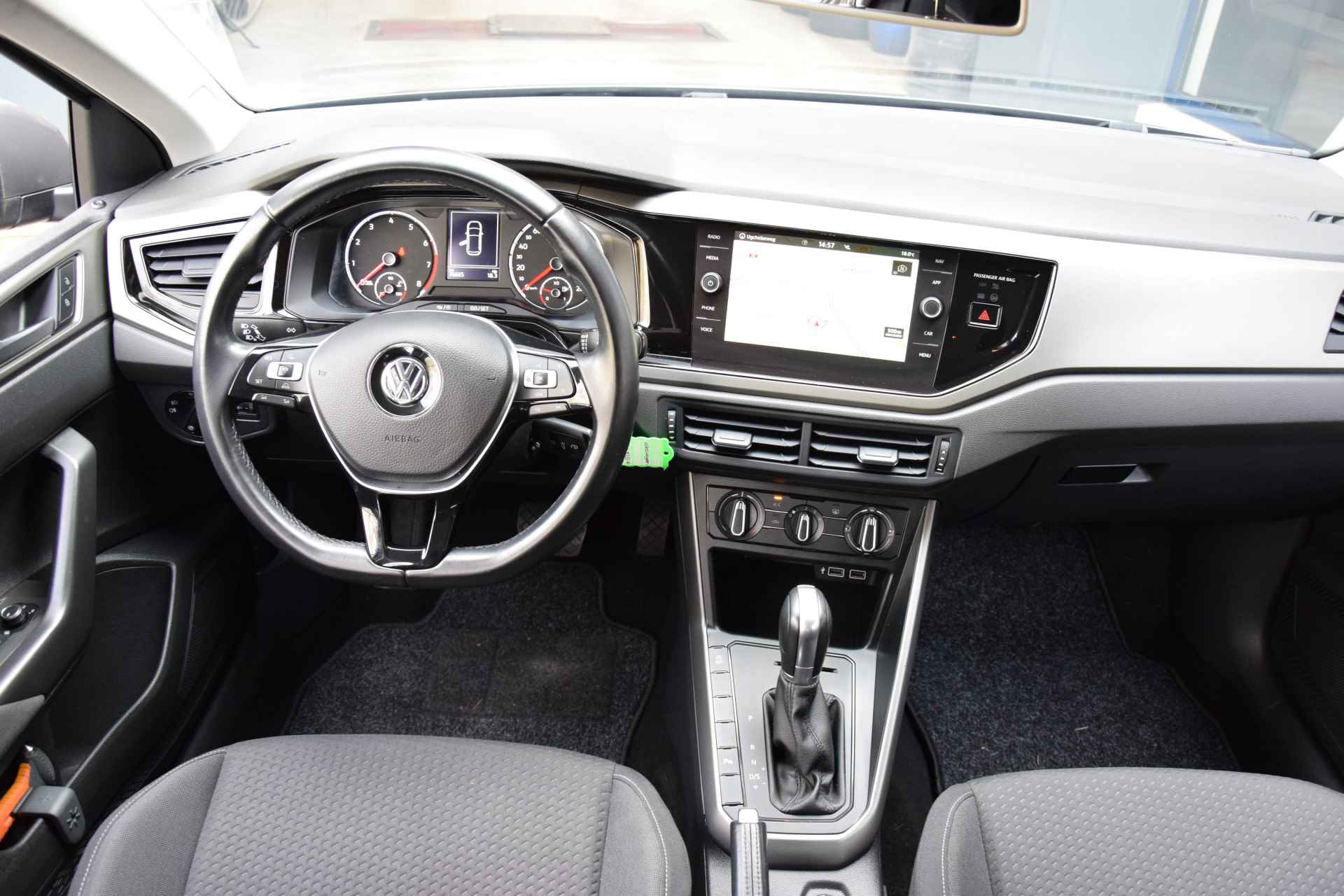Volkswagen Polo 1.0 TSI 96PK Comfortline Automaat DSG | NL-Auto | BOVAG Garantie | Navigatie | Parkeersensoren V&A | Adaptive Cruise Control | Apple Carplay/Android Auto | - 6/36